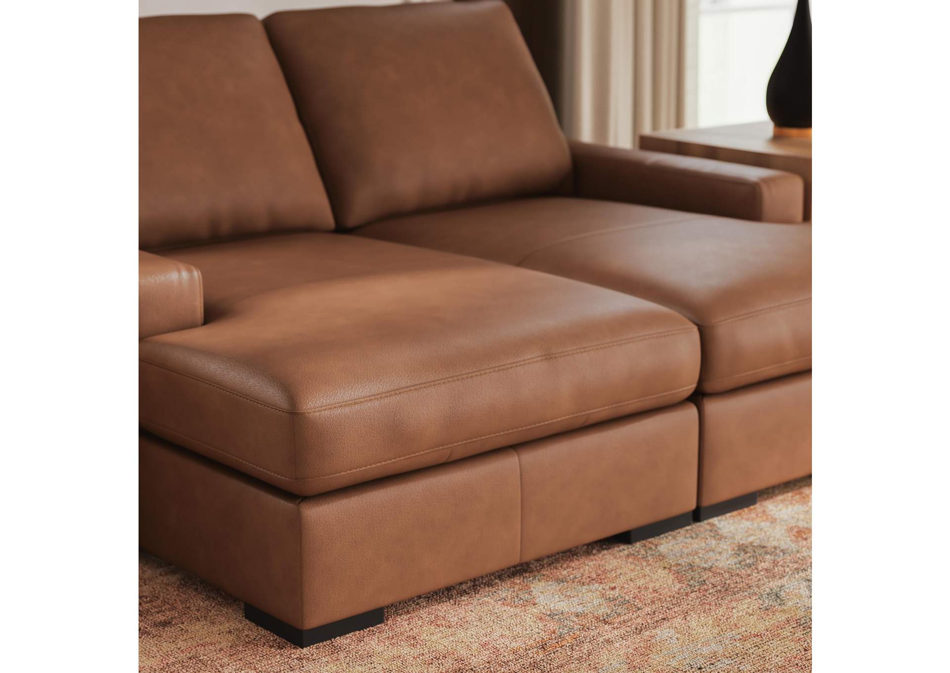 Calden Super Chaise image 4