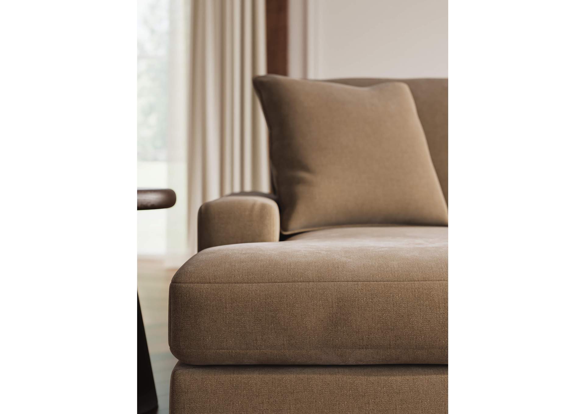 Calden 2-Piece Sectional with Chaise image 2