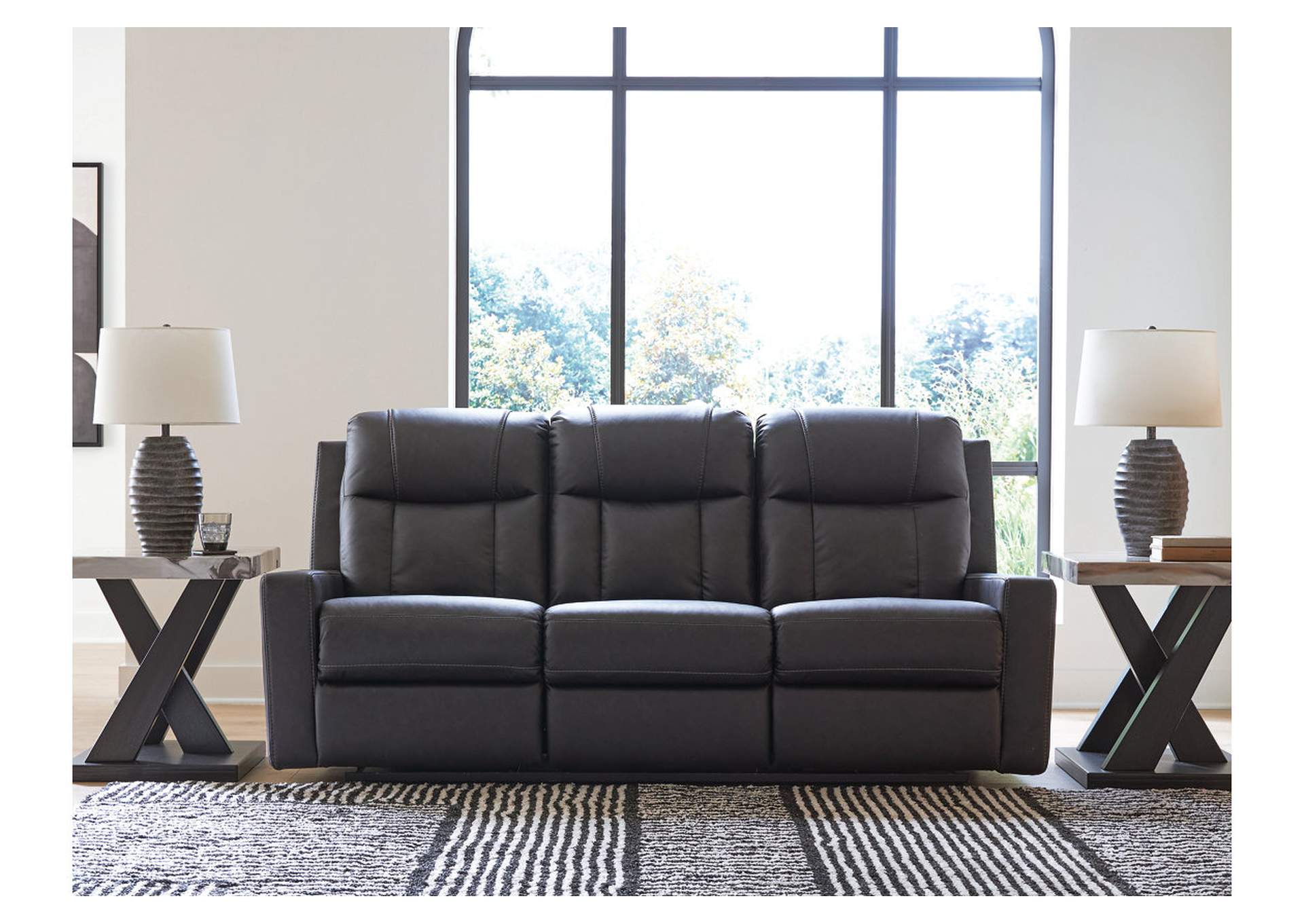 Mackmenville Reclining Sofa image 2