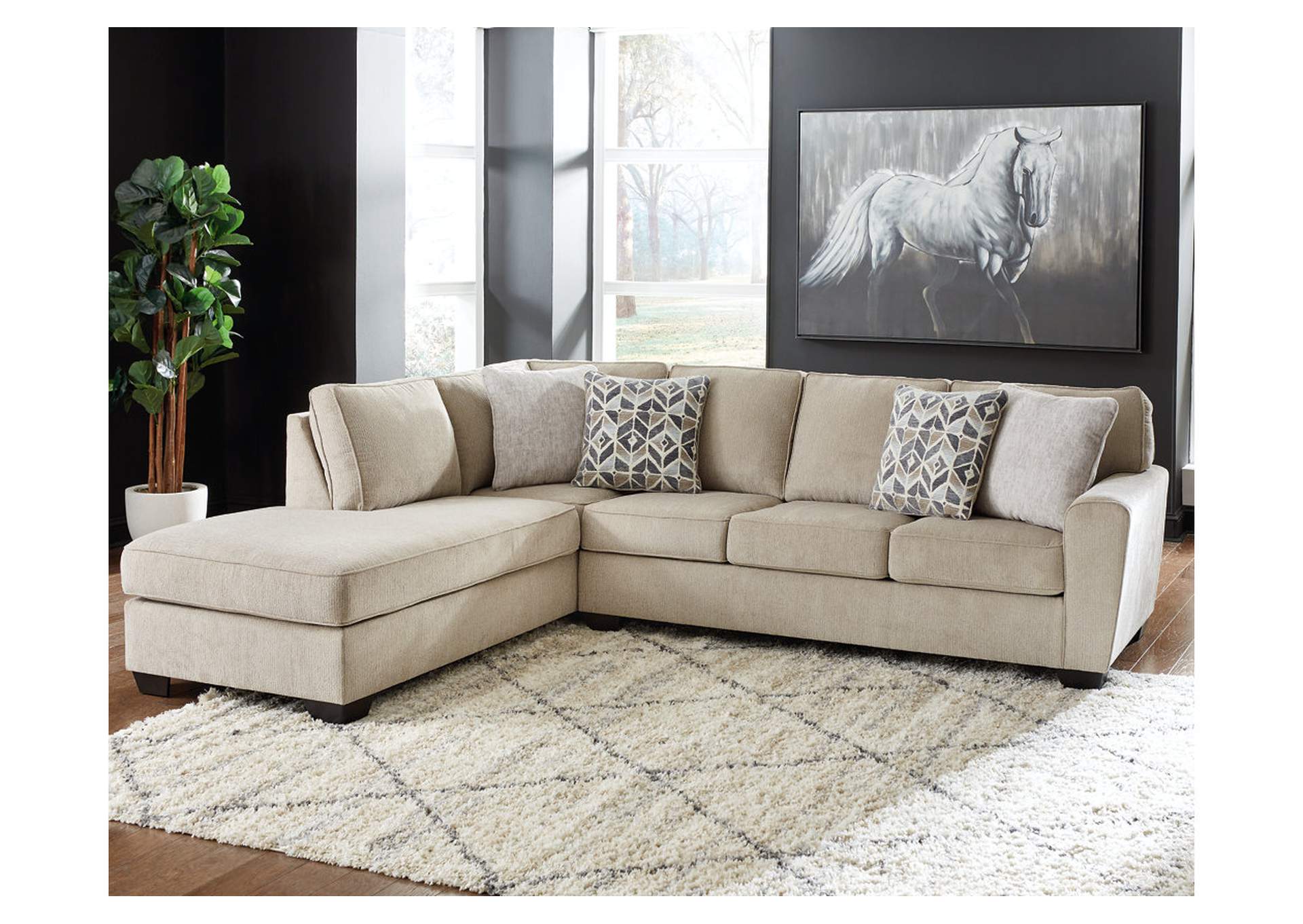 Decelle 2-Piece Sectional with Chaise image 2