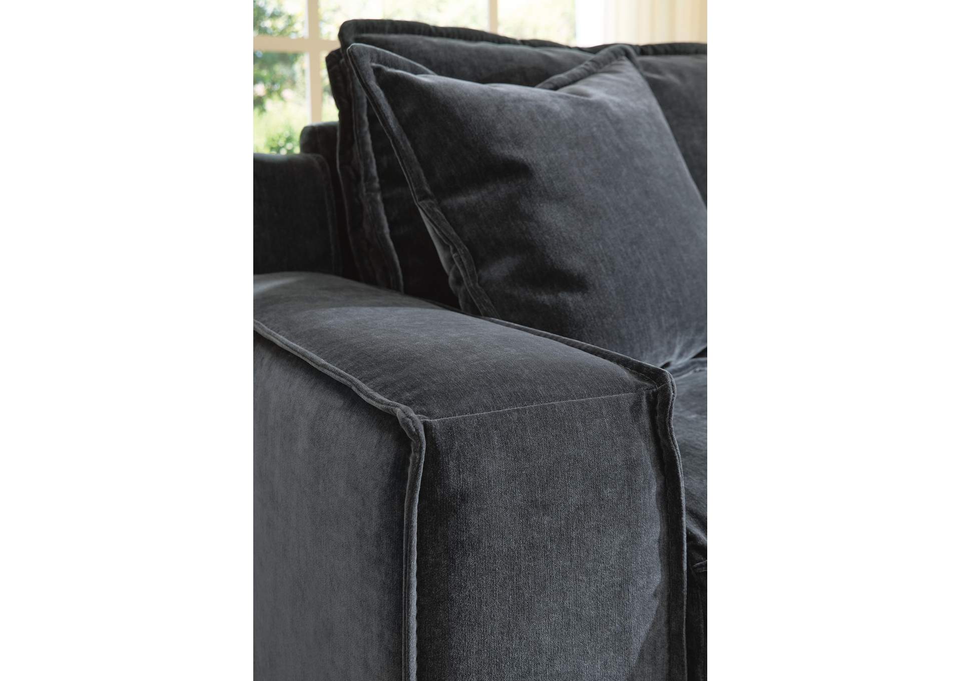 Renlee 5-Piece Power Reclining Sectional image 4