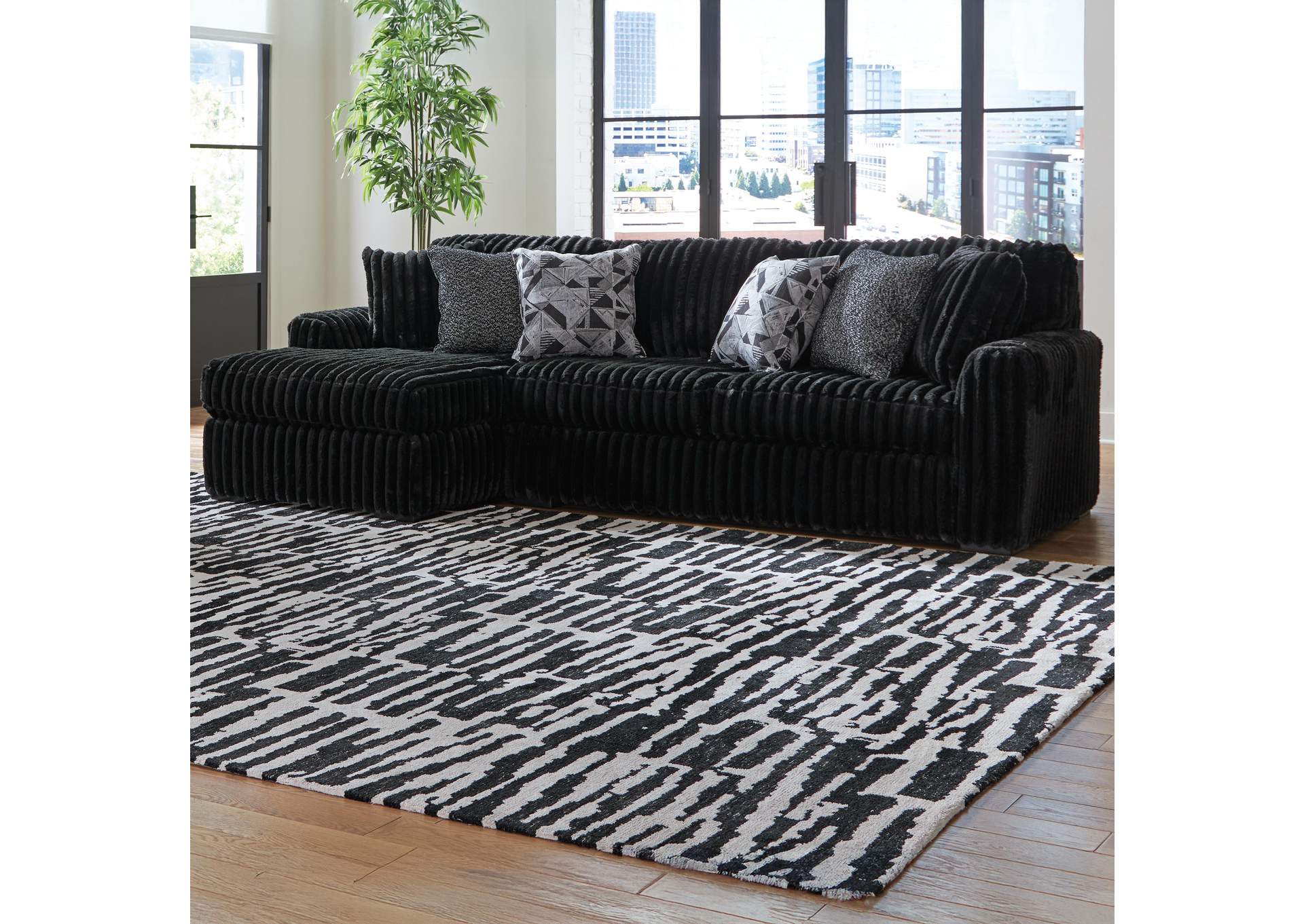 Midnight-Madness 2-Piece Sectional Sofa with Chaise image 4