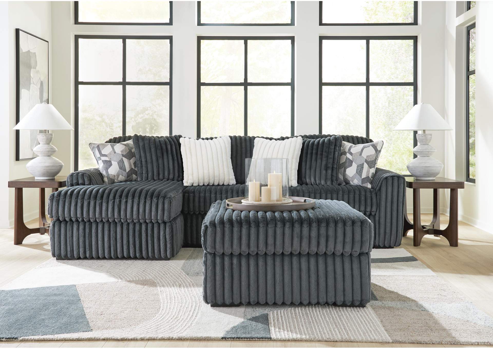 Midnight-Madness 2-Piece Sectional Sofa Chaise image 4