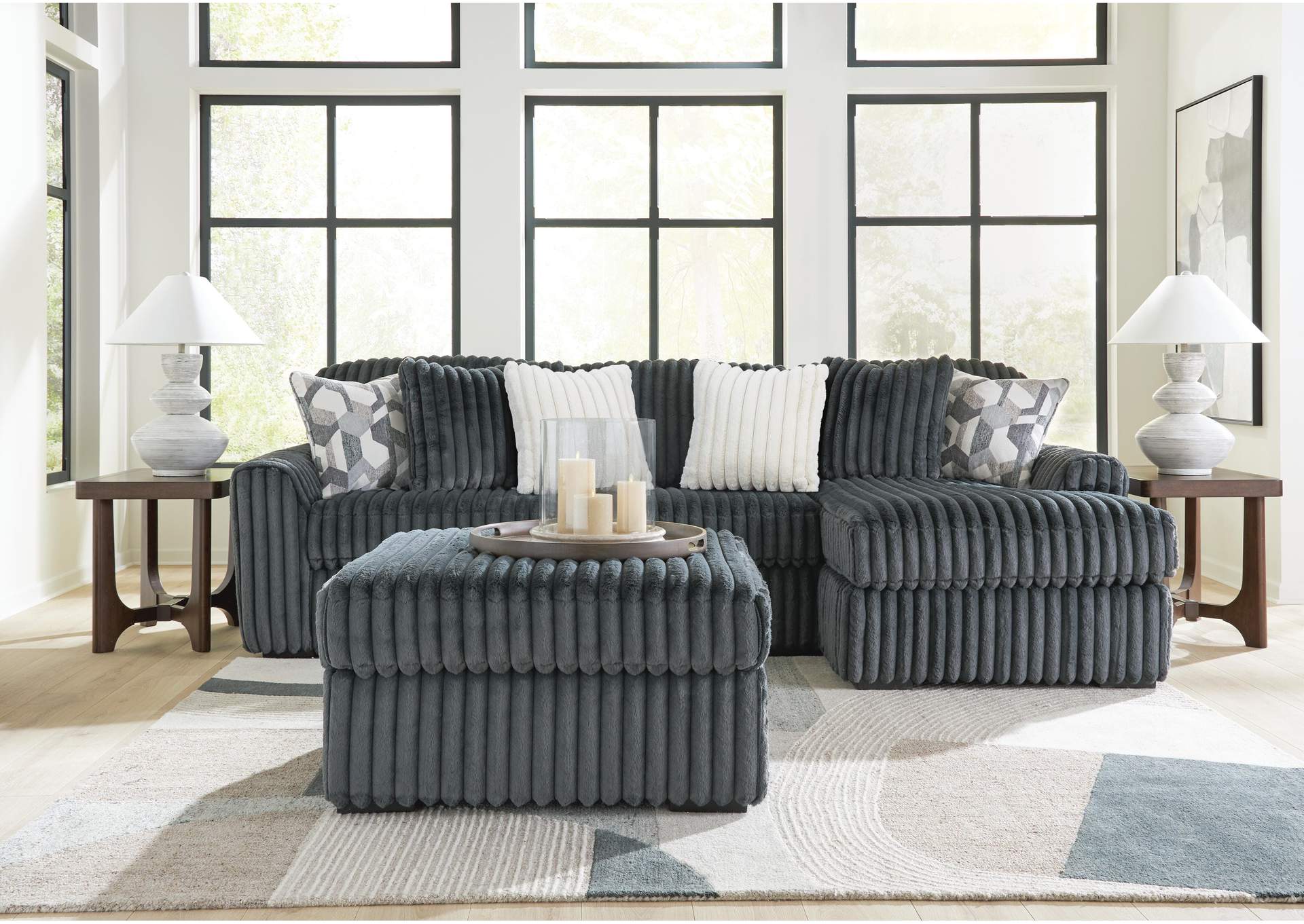 Midnight-Madness 2-Piece Sectional Sofa Chaise image 5