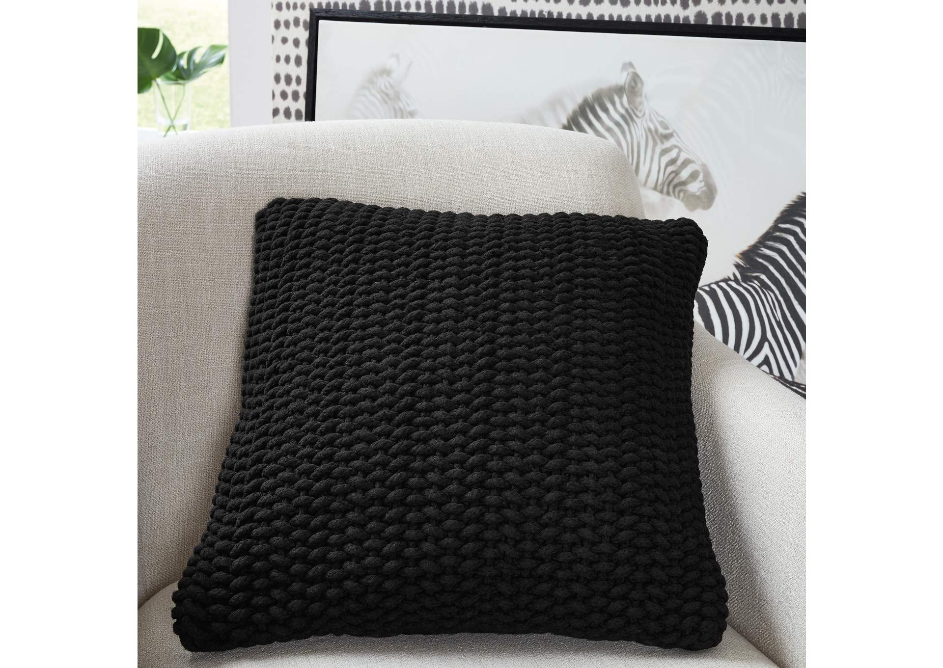 Renemore Pillow image 4