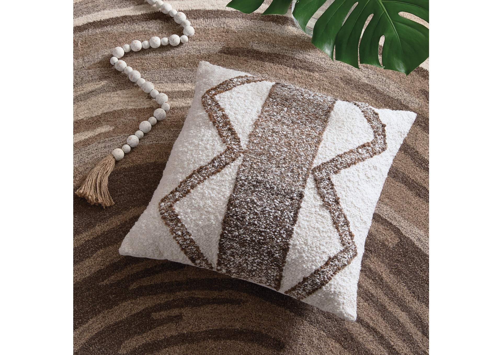Brettwood Pillow (Set of 4) image 4