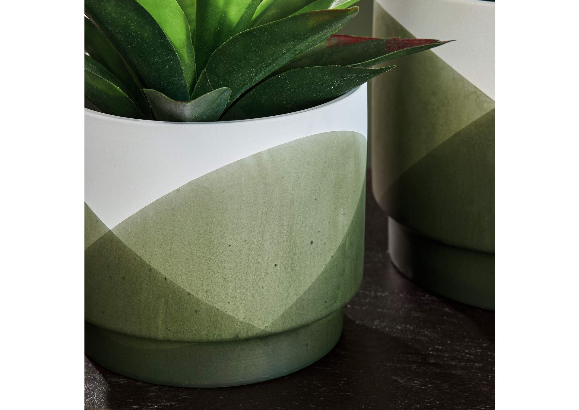 Ardenridge Planter (Set of 2) image 5