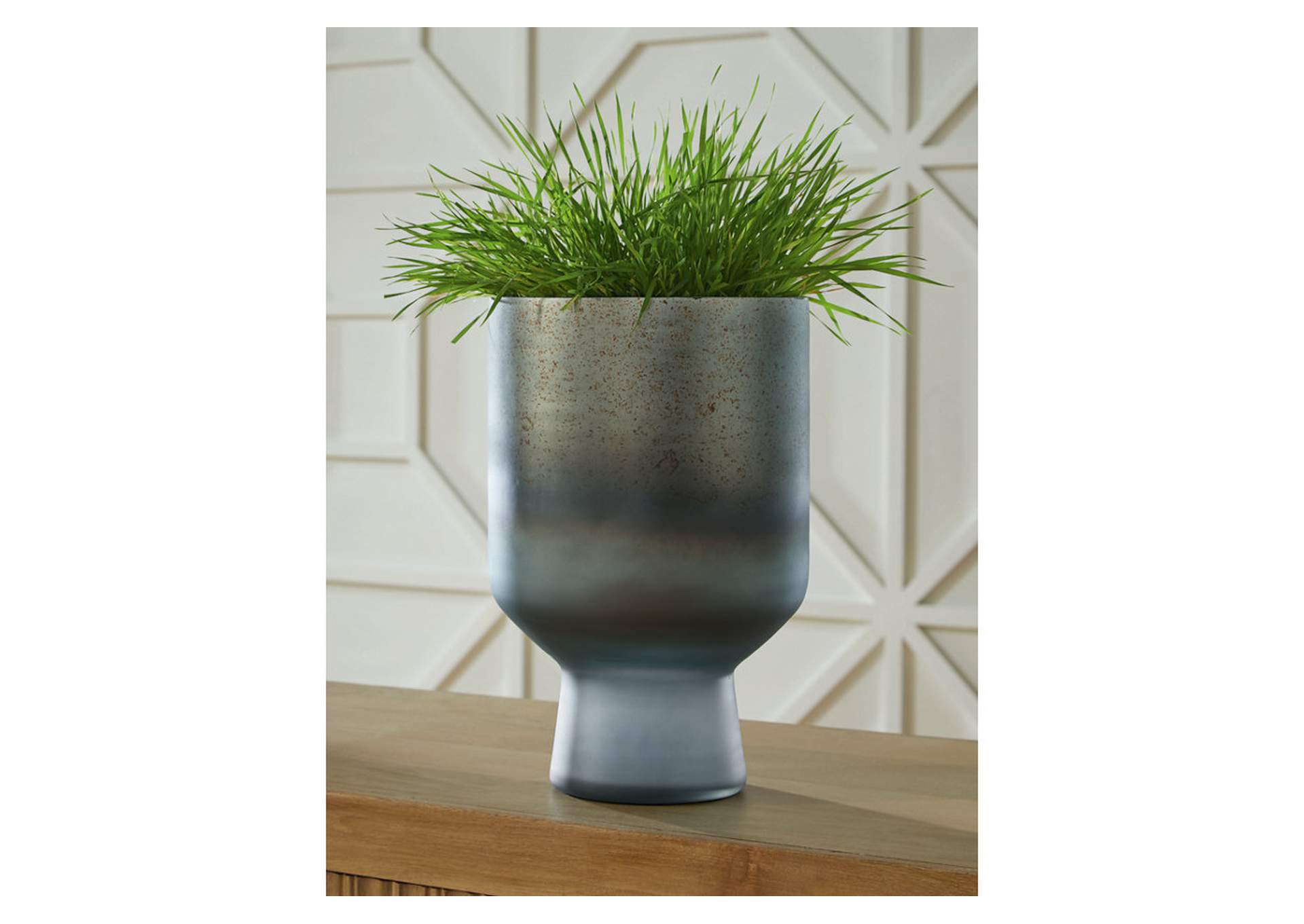 Pennmore Vase image 2