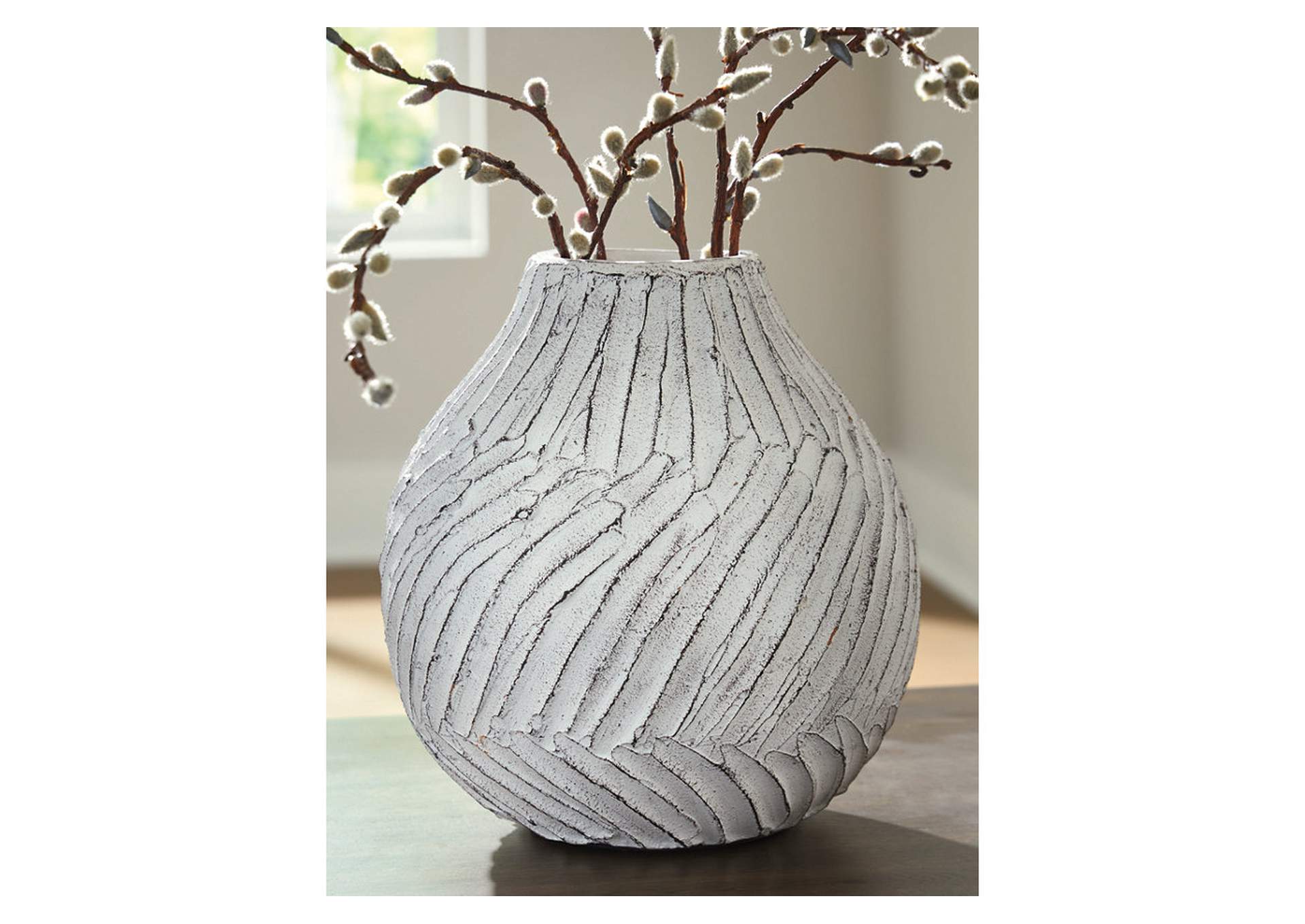 Shelvie Vase image 2