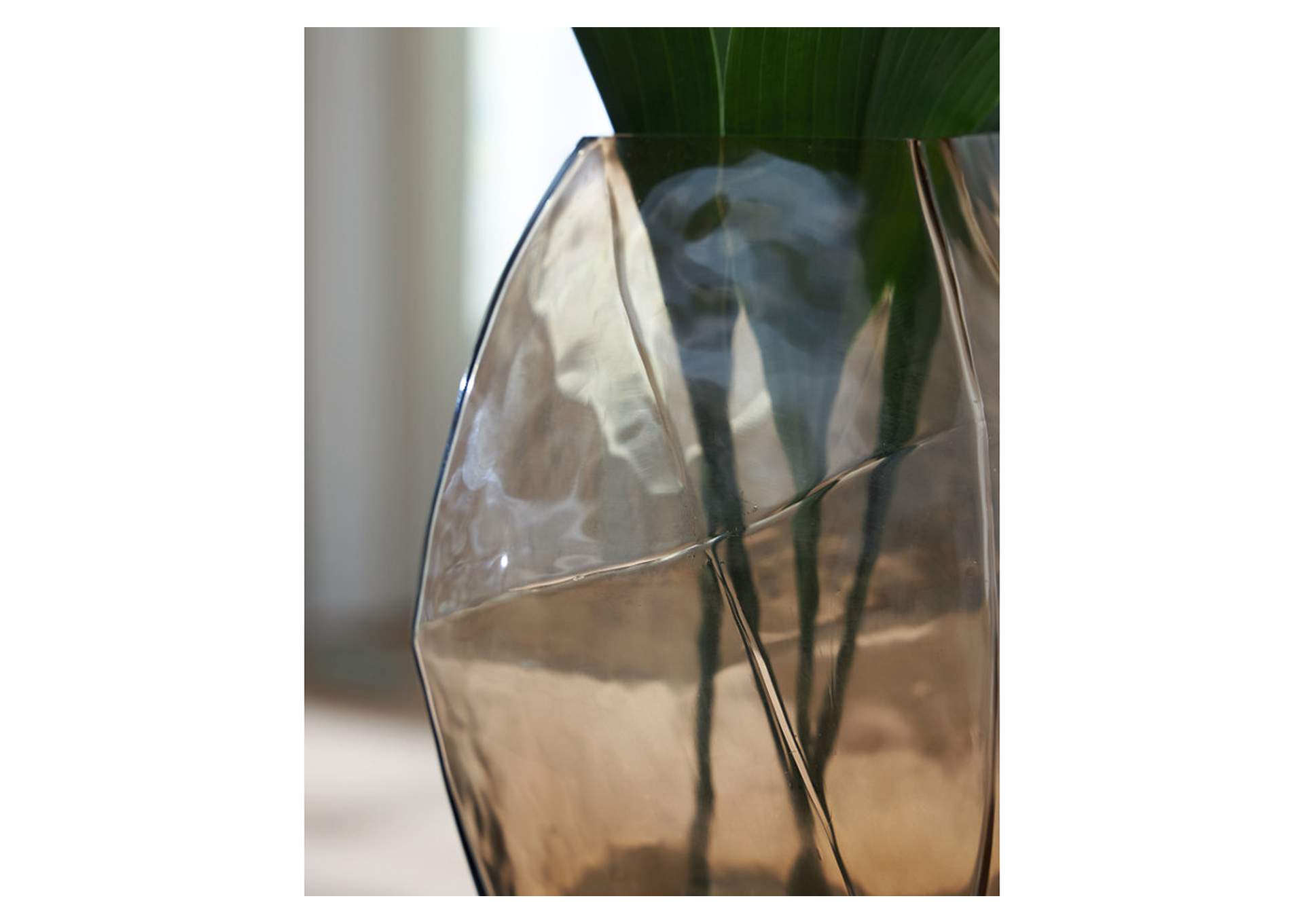 Ewart Vase image 3