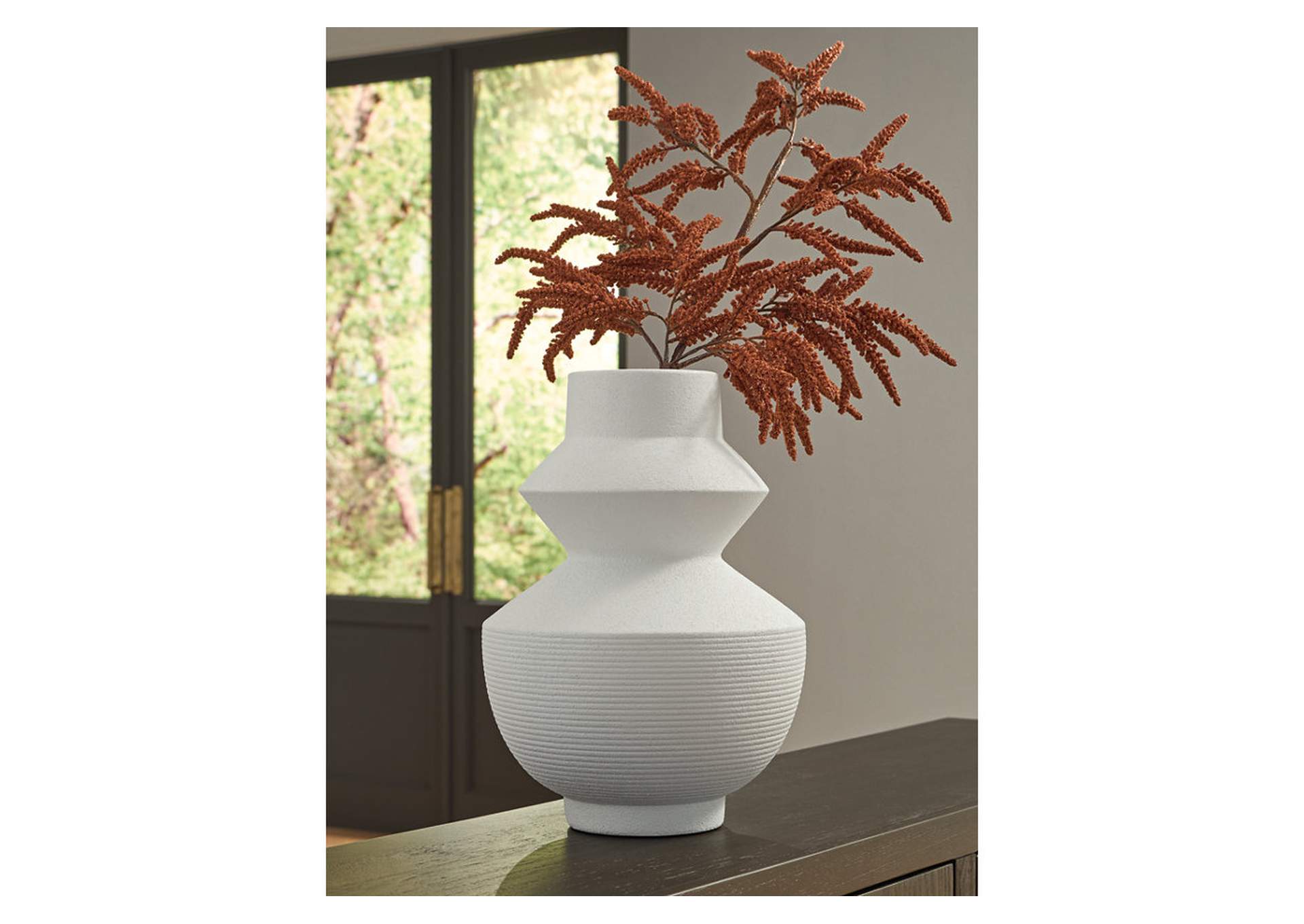 Naveen Vase image 2