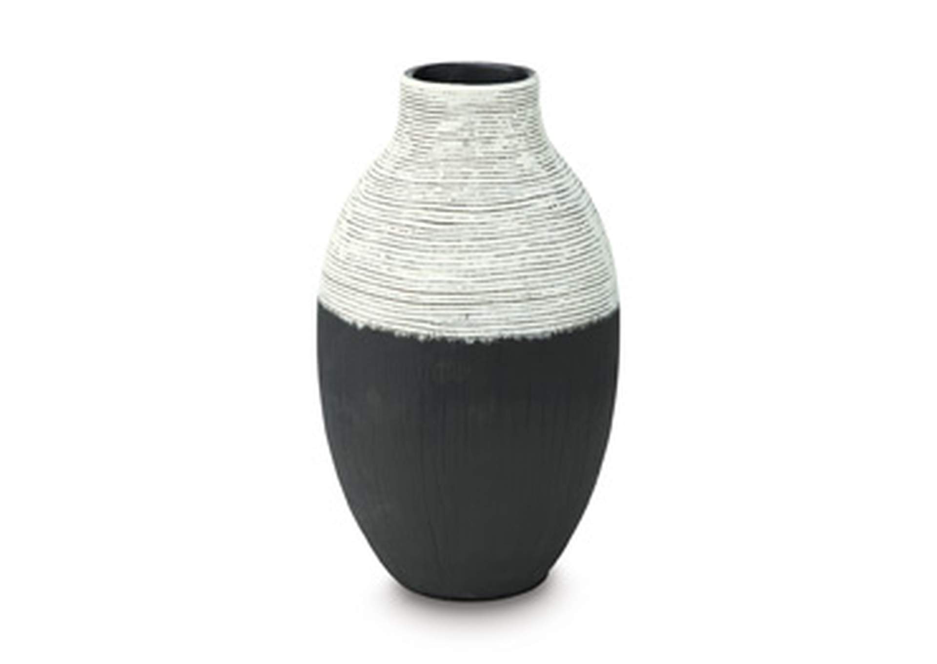 Girtha Vase image 4