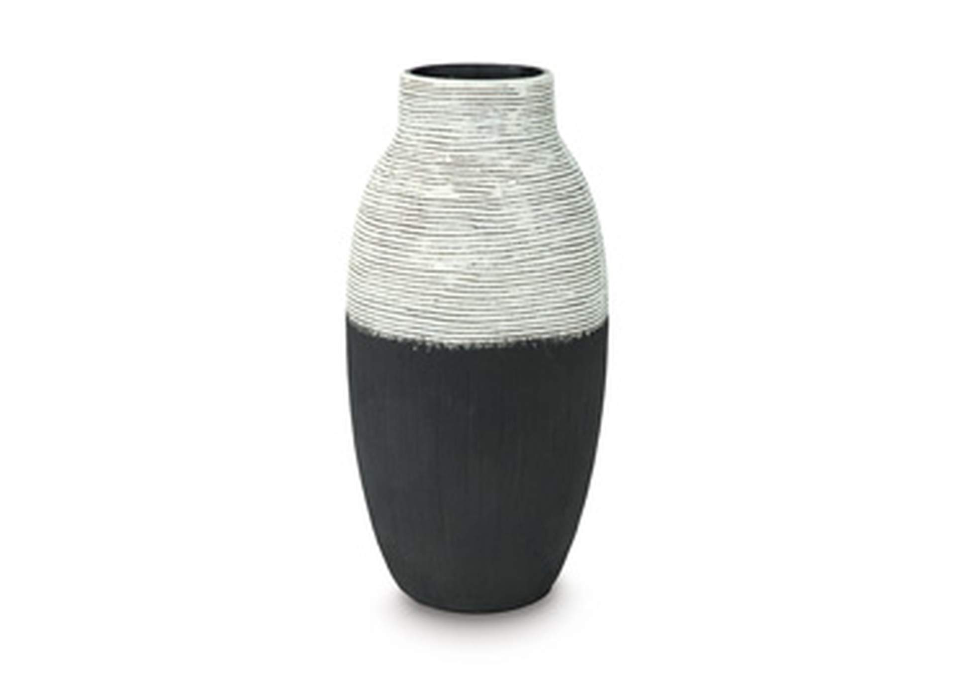 Girtha Vase image 5