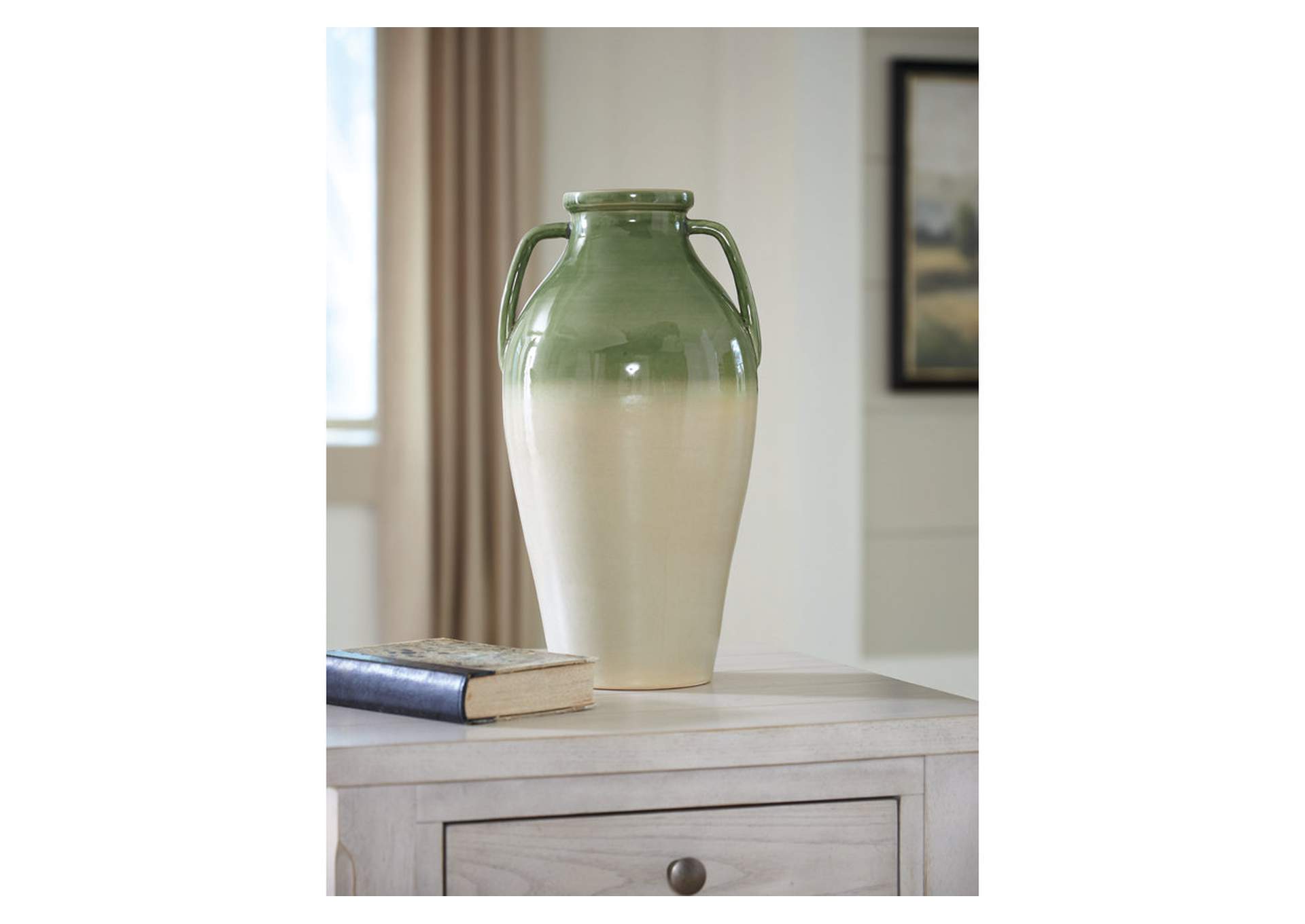 Andorbury Vase image 2