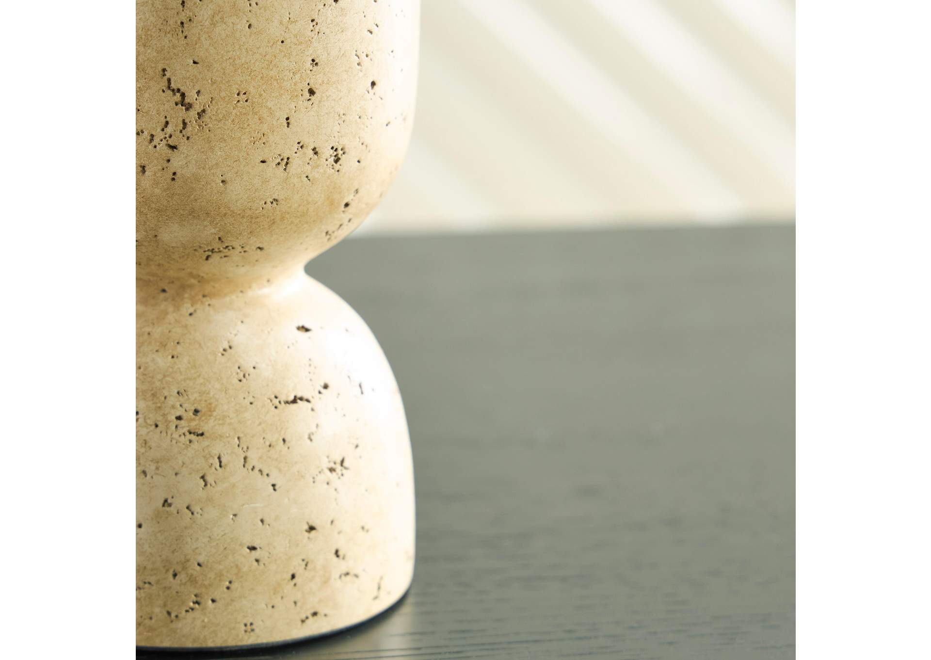 Bryons Vase image 4