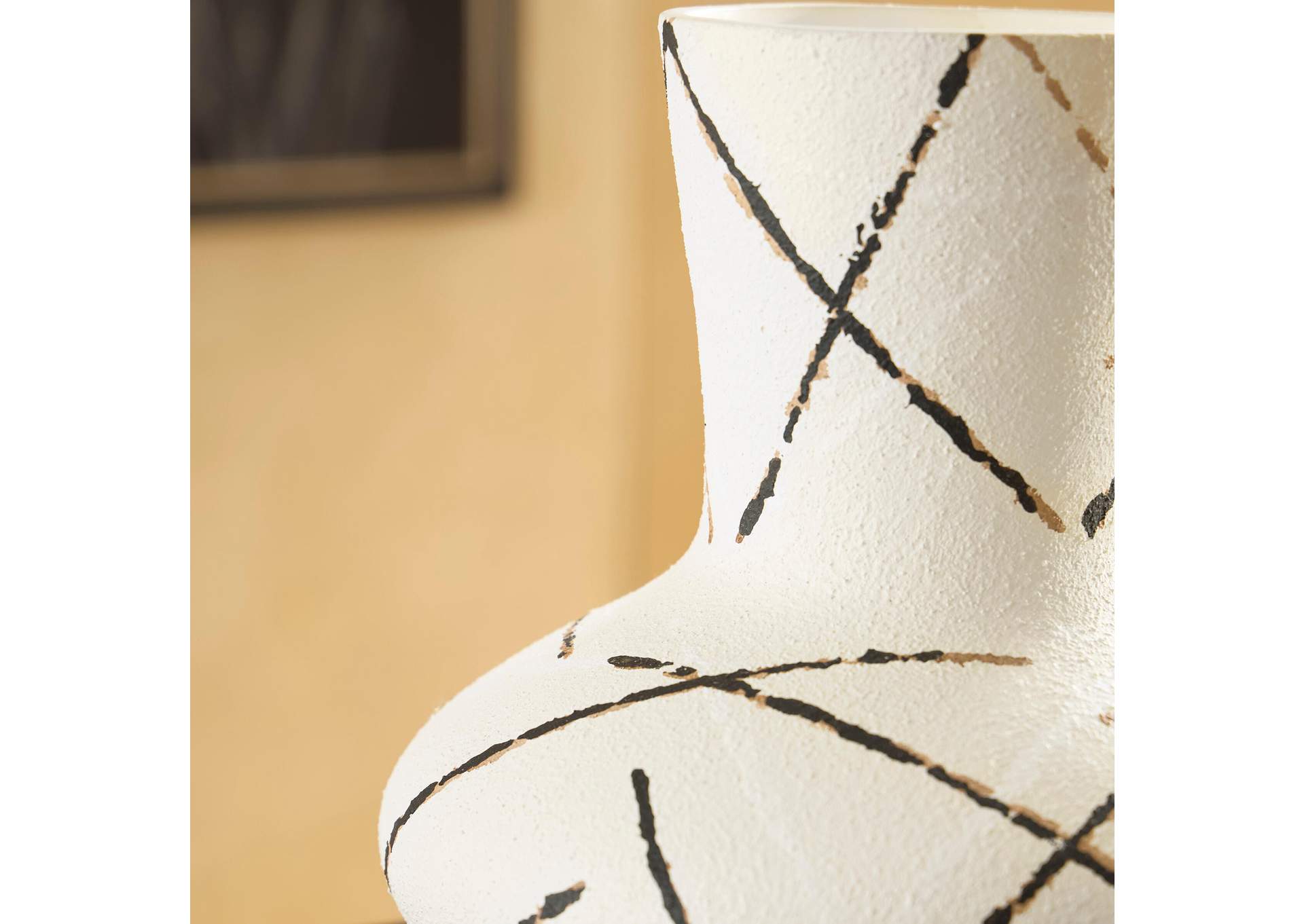 Brockford Vase image 5
