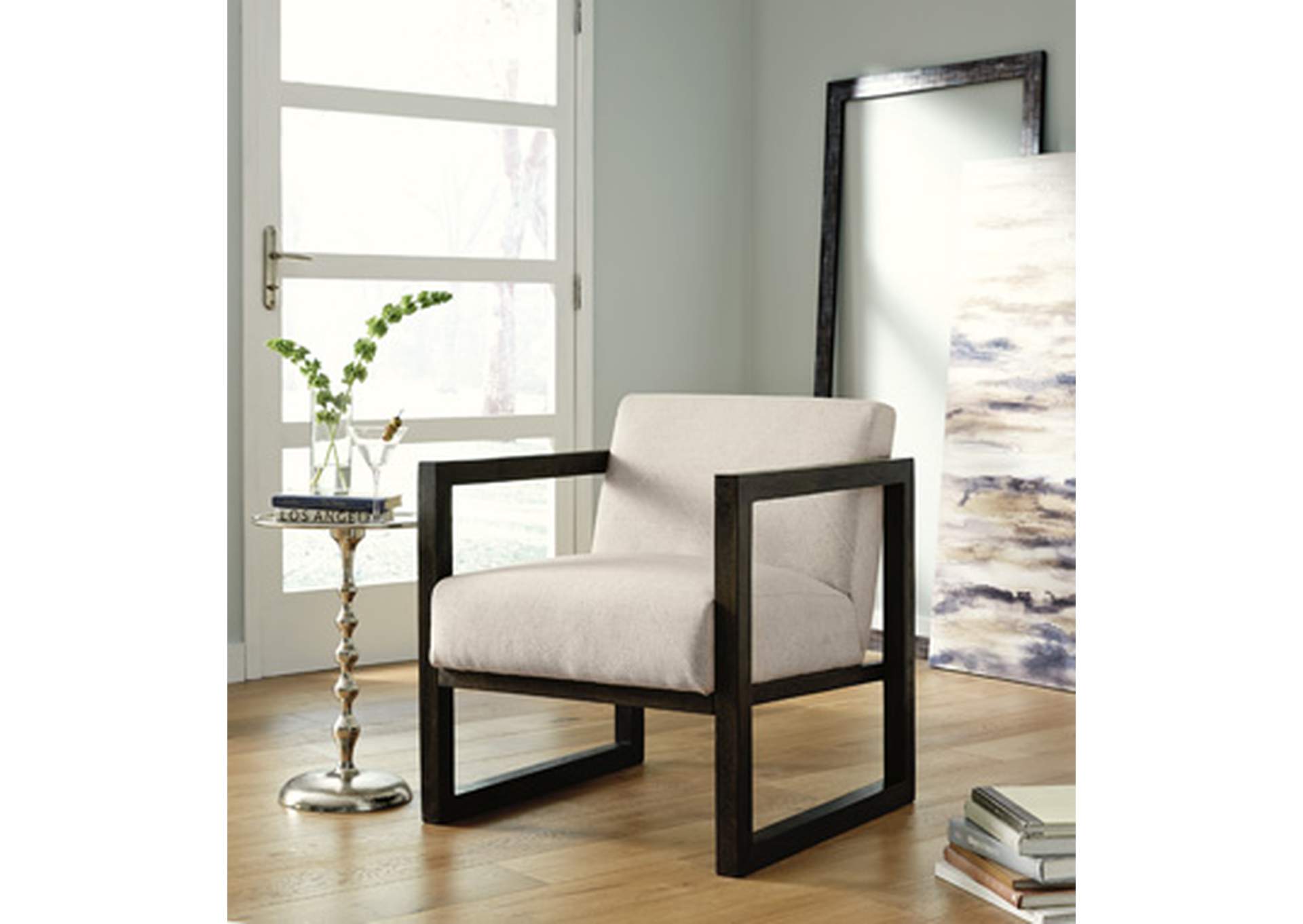 Alarick Accent Chair image 7
