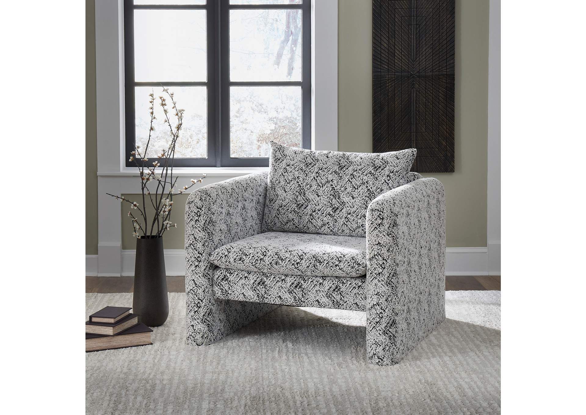 Kenbell Accent Chair image 4