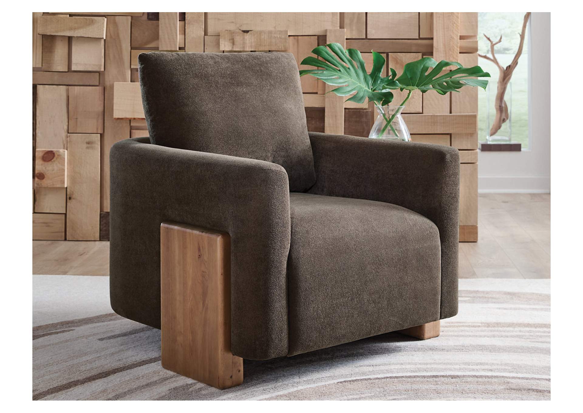 Dairlett Accent Chair image 3