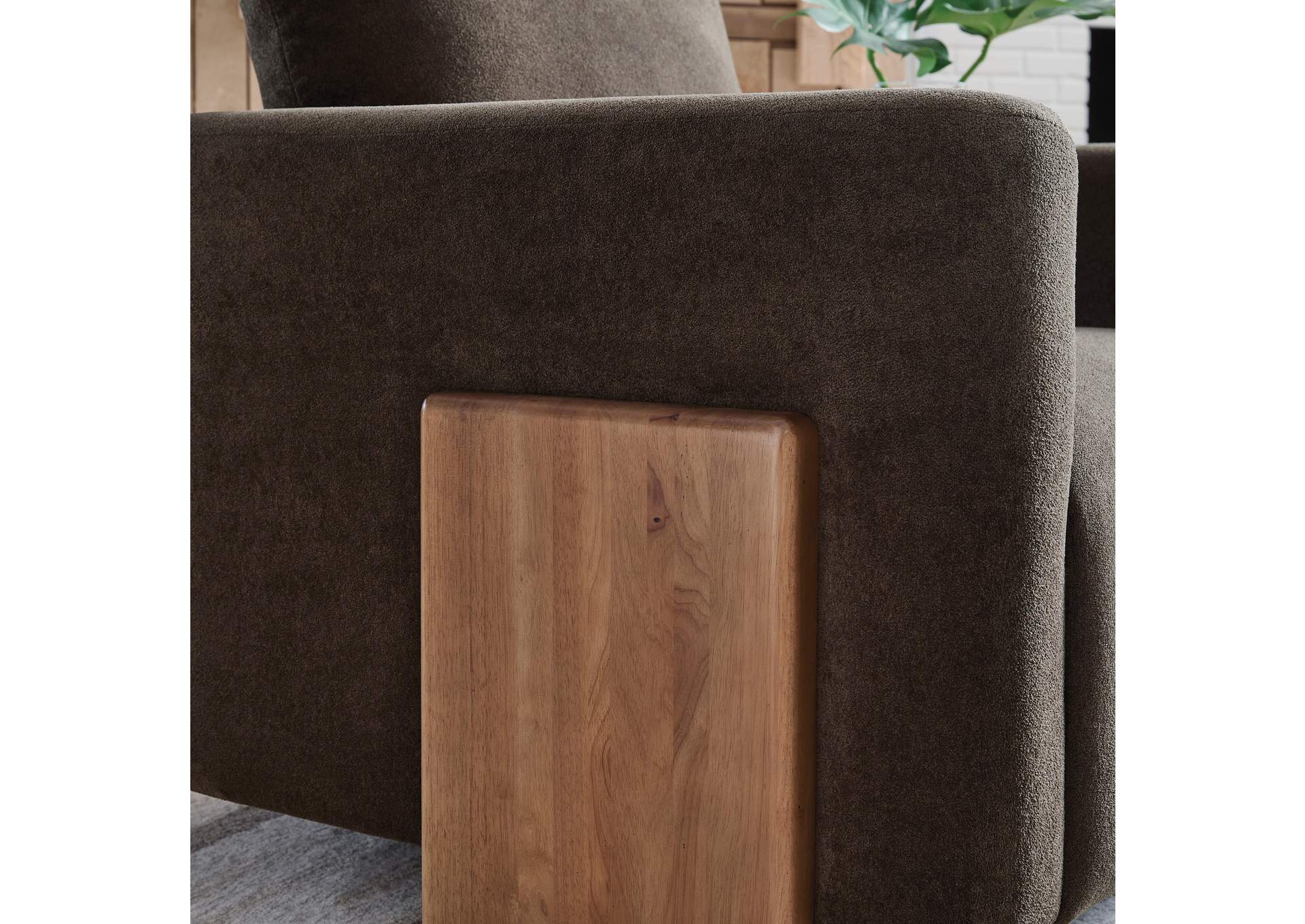 Dairlett Accent Chair image 10