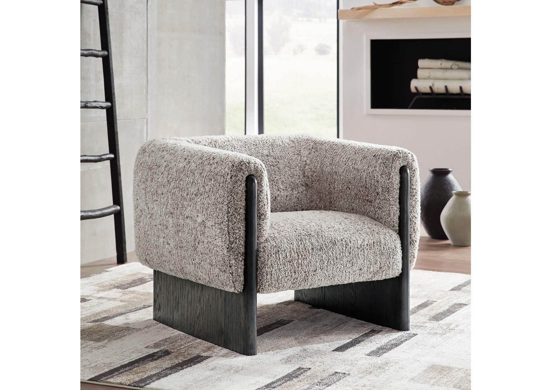 Olethea Accent Chair image 3