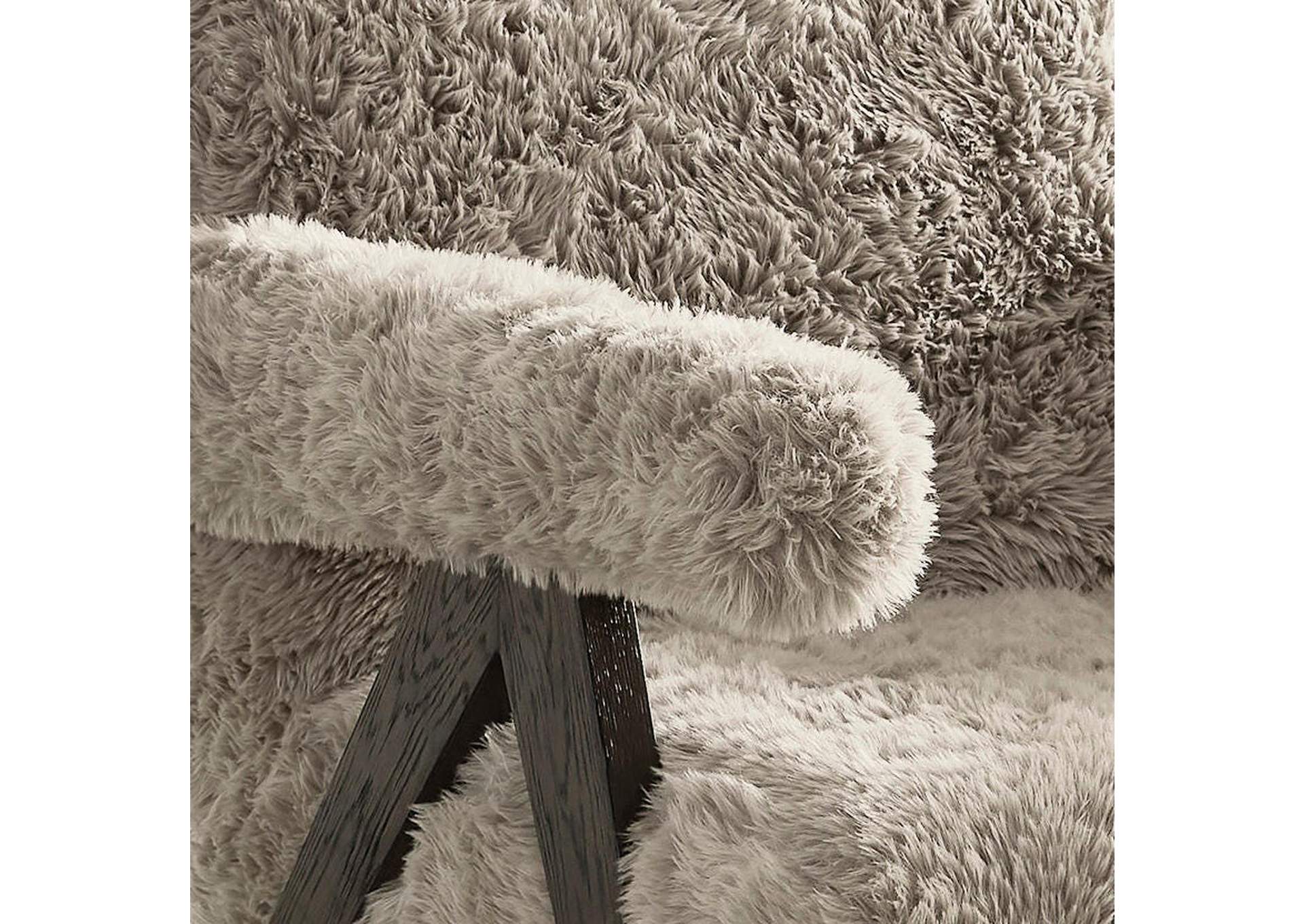 Goda Accent Chair image 10