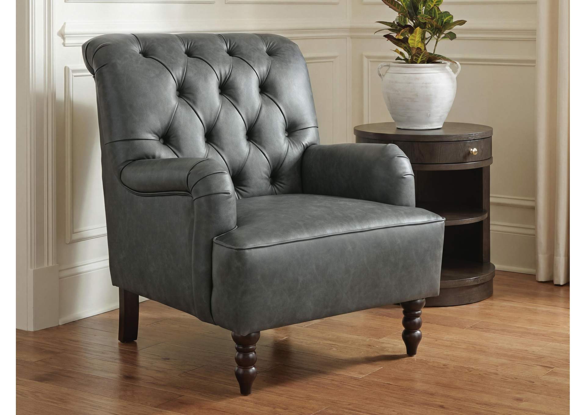 Tartonelle Accent Chair image 8