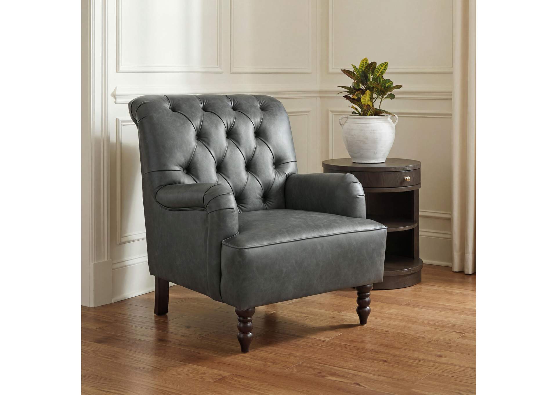 Tartonelle Accent Chair image 3