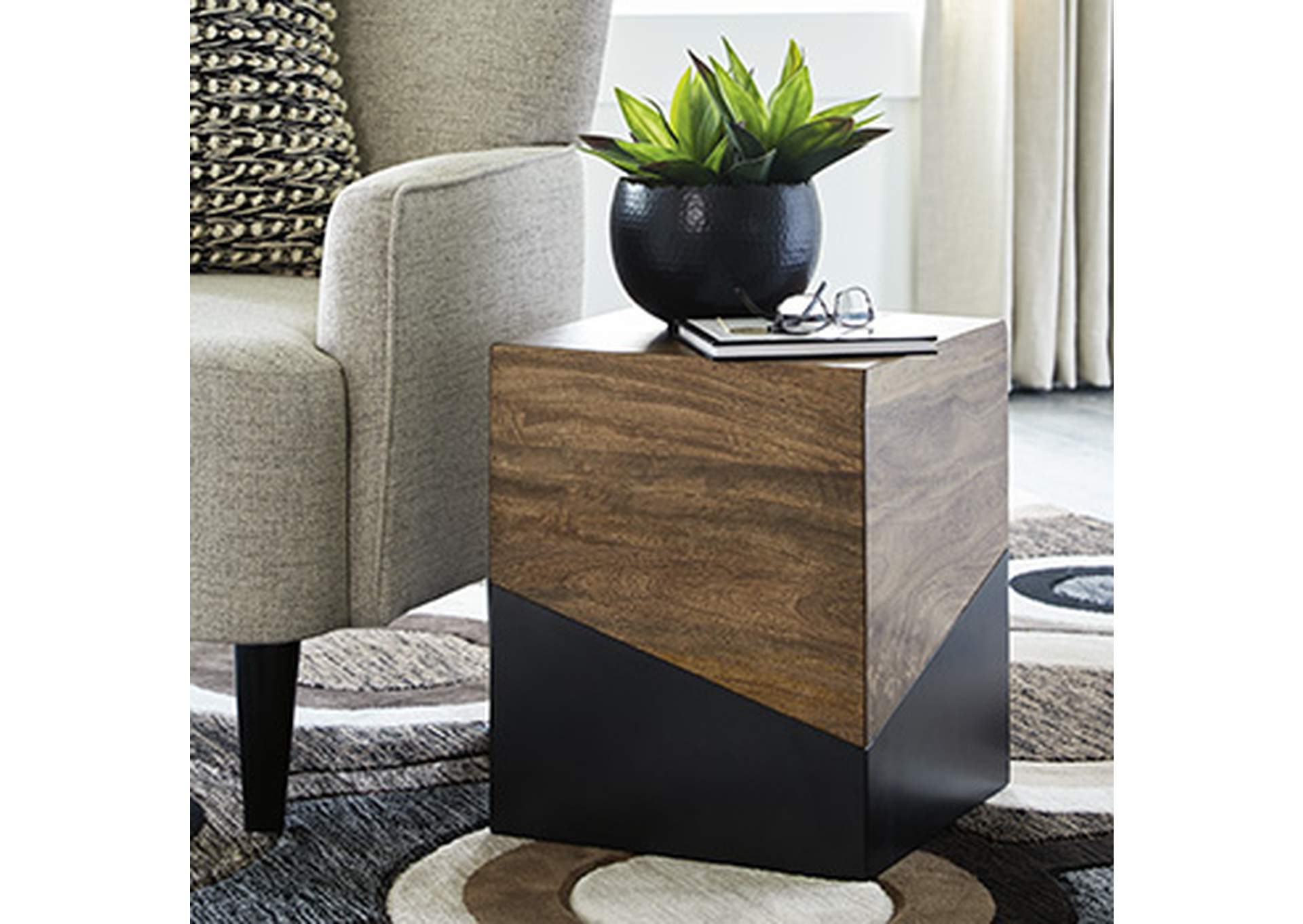 Trailbend Accent Table image 7