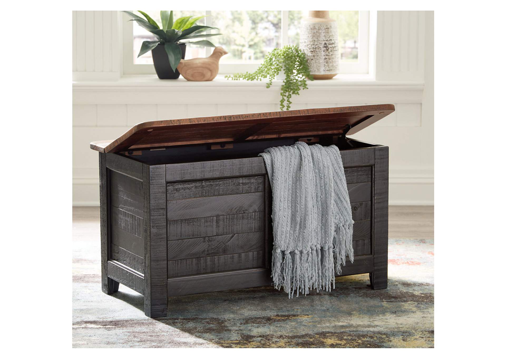 Dashbury Storage Trunk image 6