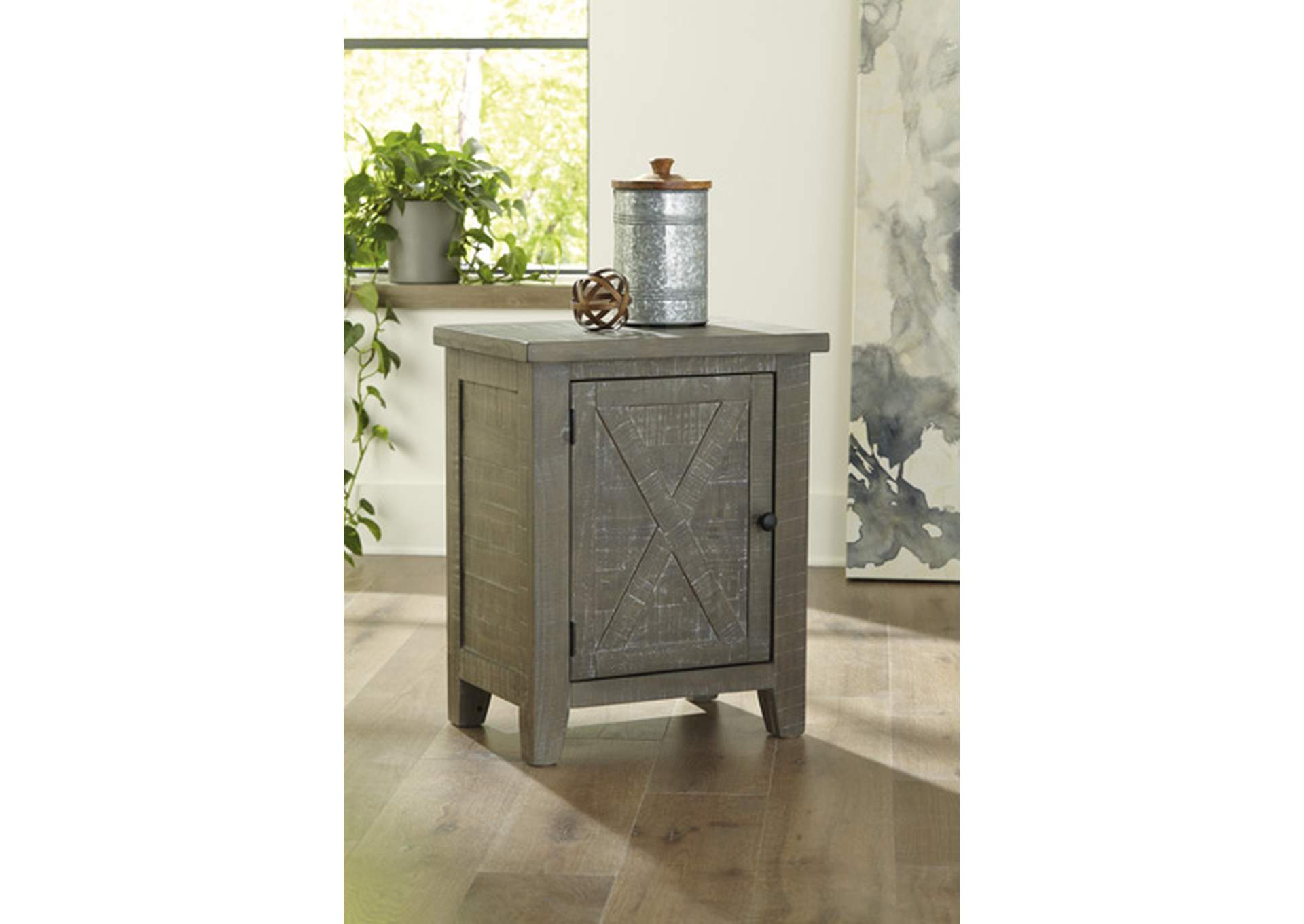 Pierston Accent Cabinet image 8