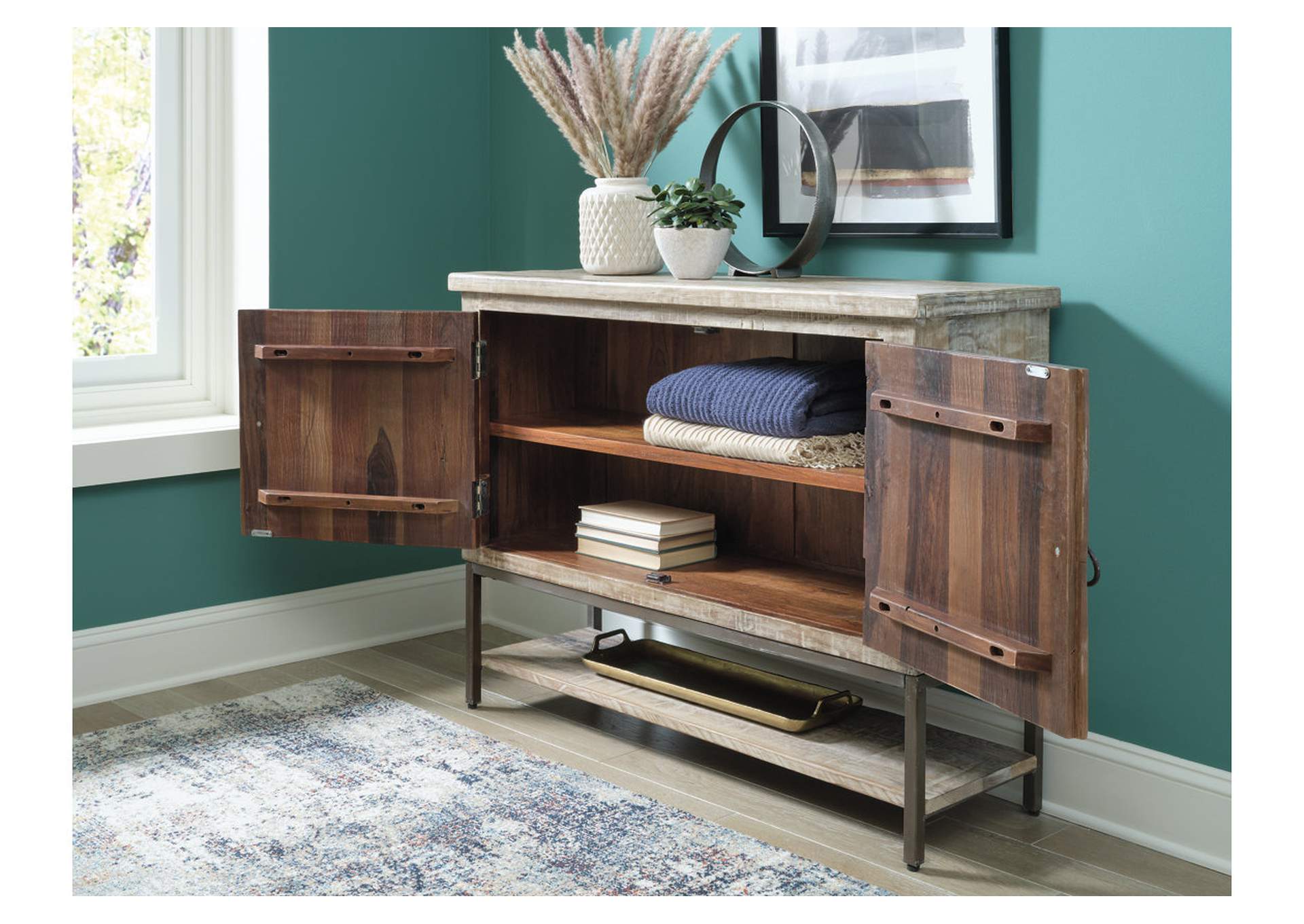 Laddford Accent Cabinet image 7