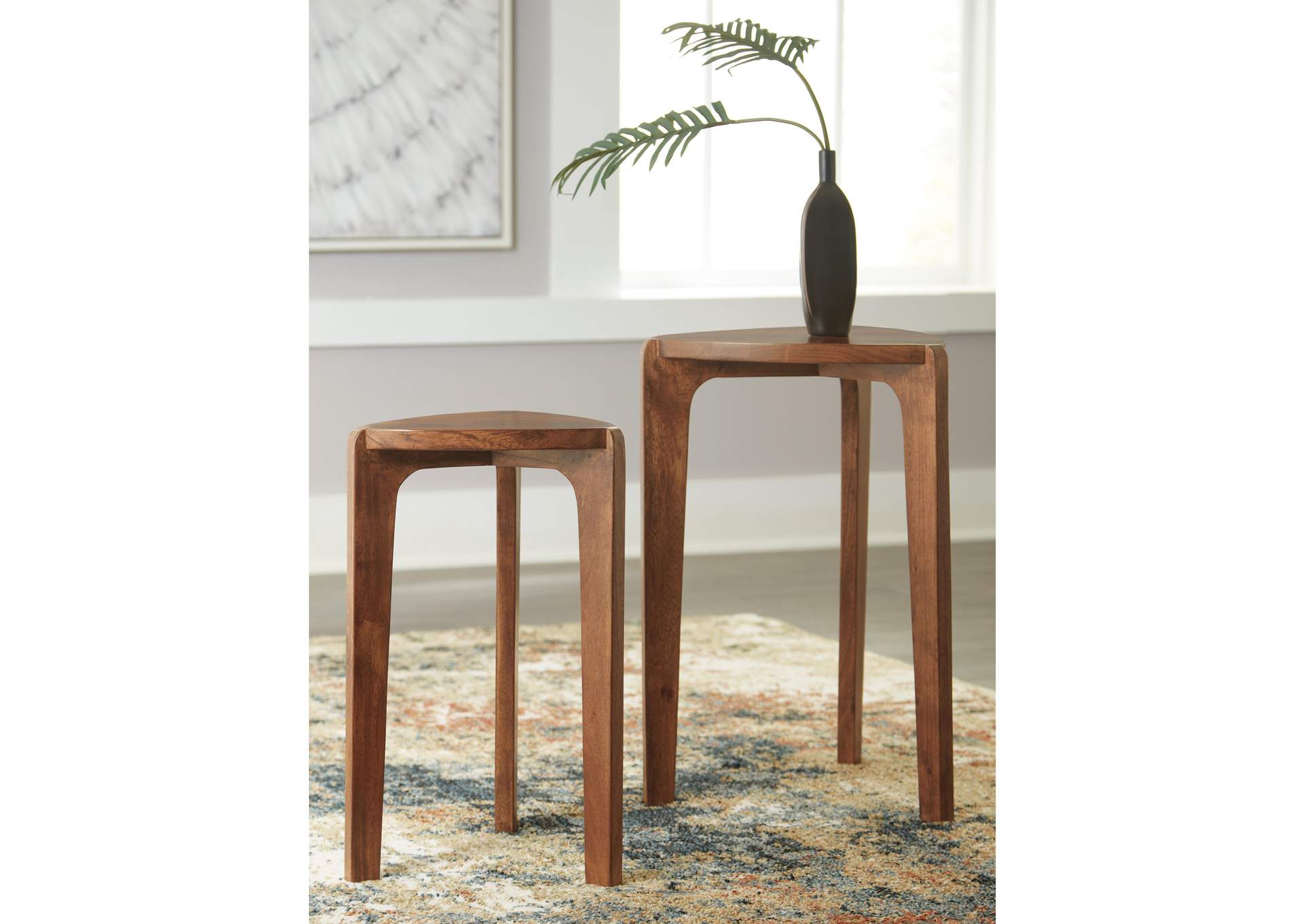 Brynnleigh Accent Table (Set of 2) image 4