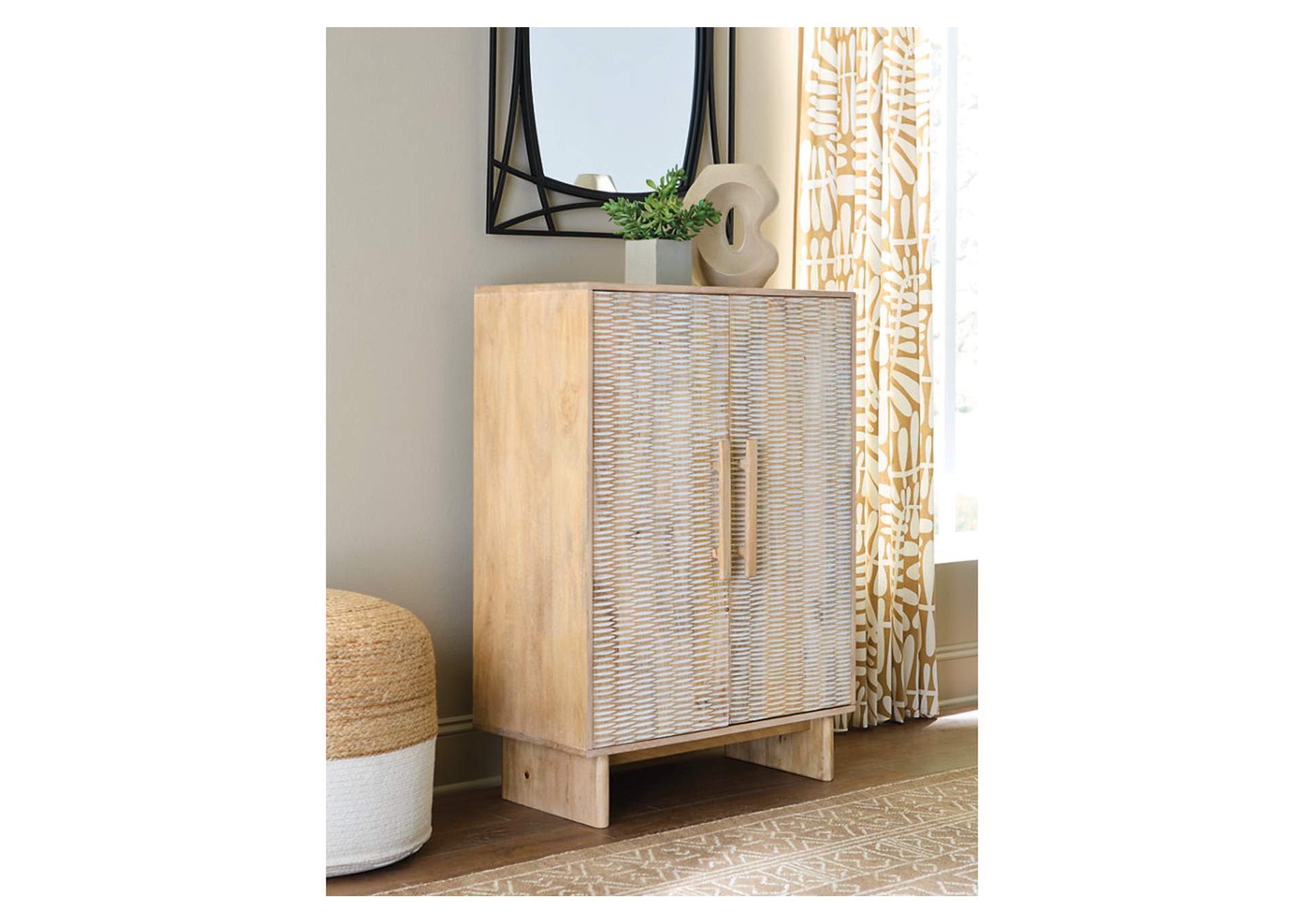 Dallinbury Accent Cabinet image 2