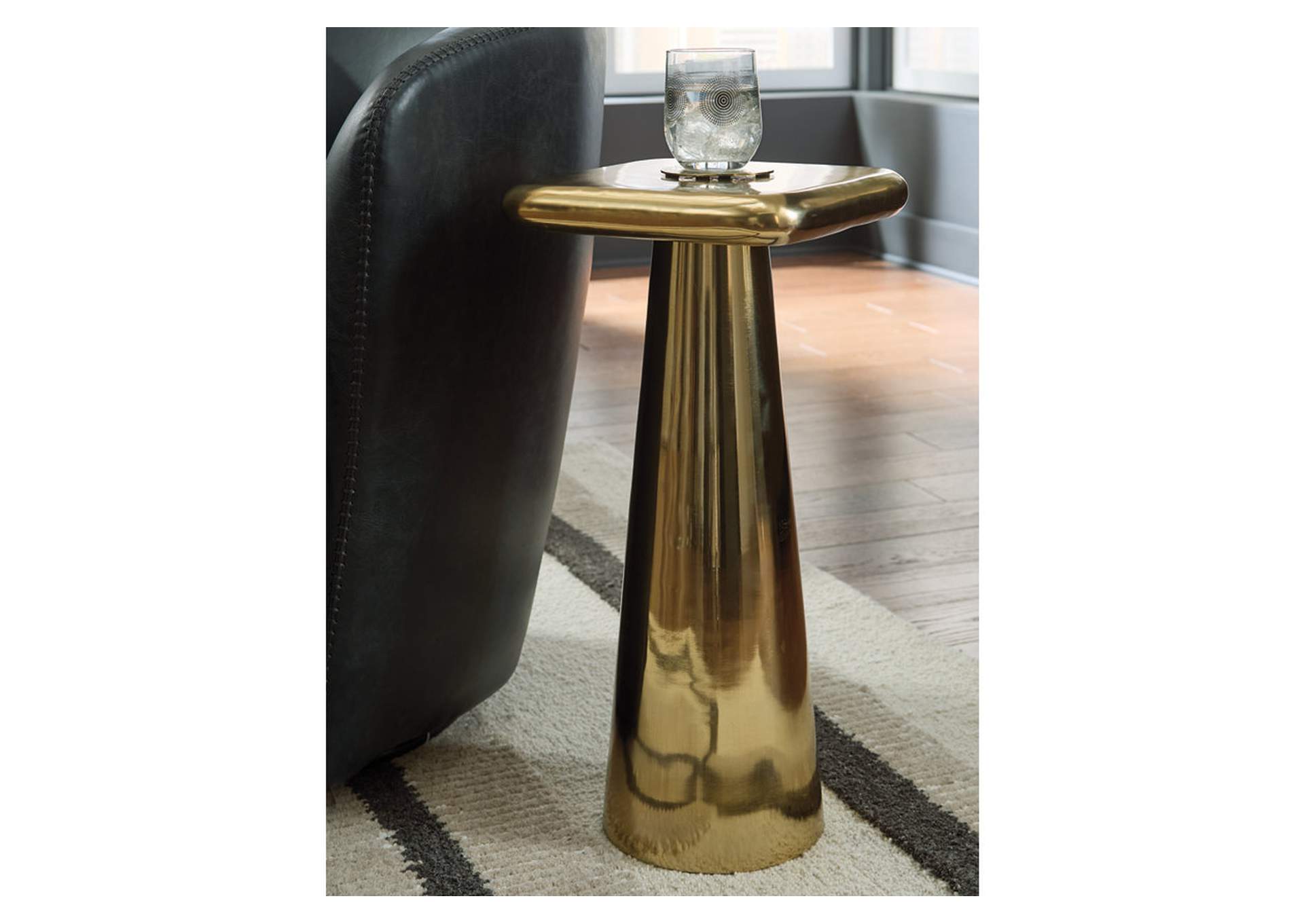 Dallenburg Accent Table image 2