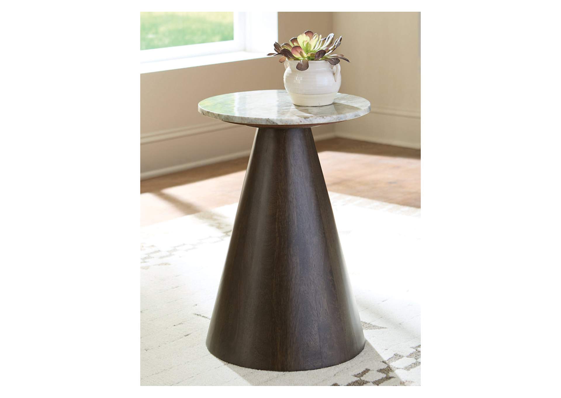 Waltnor Accent Table image 2