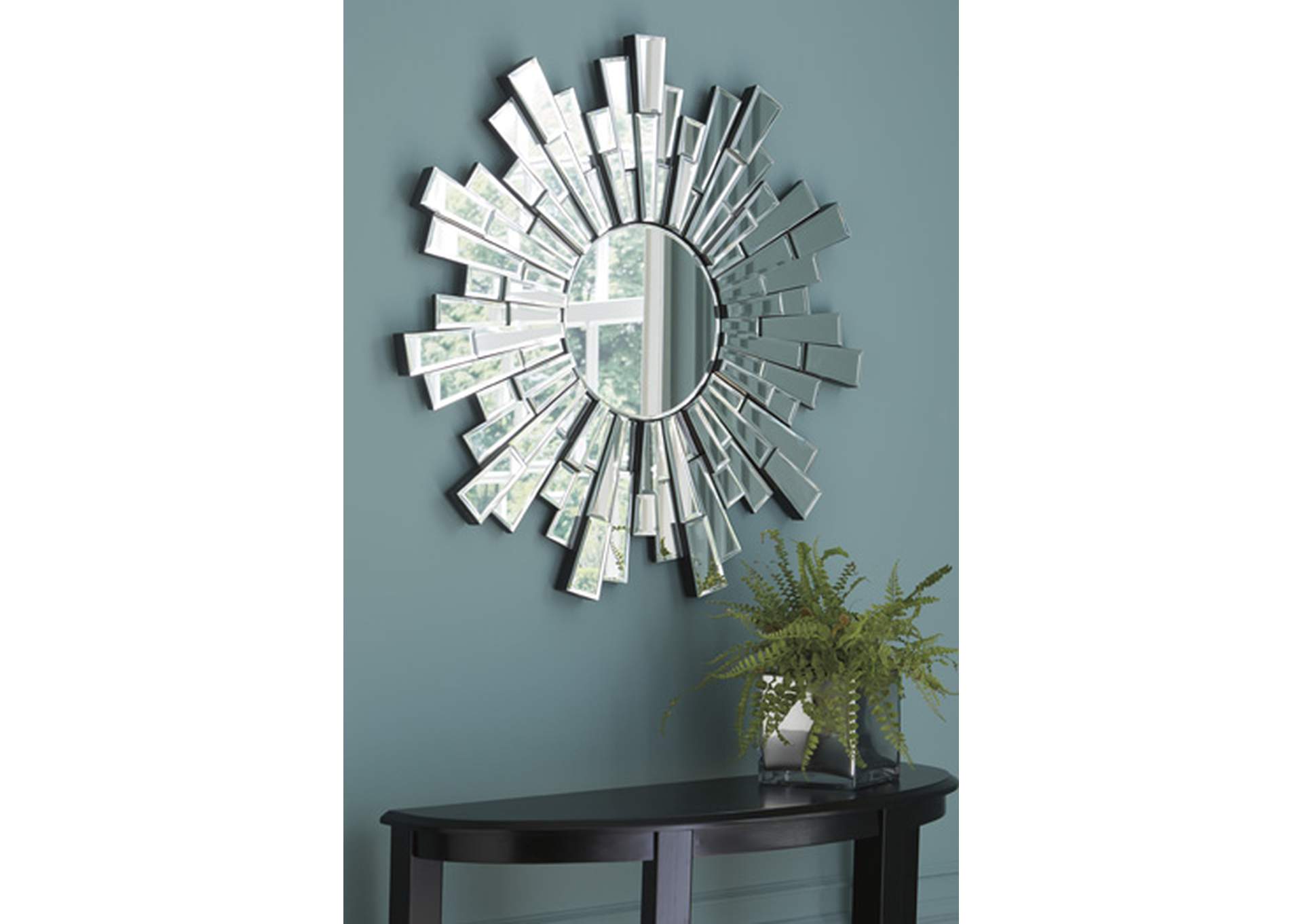 Braylon Accent Mirror image 4