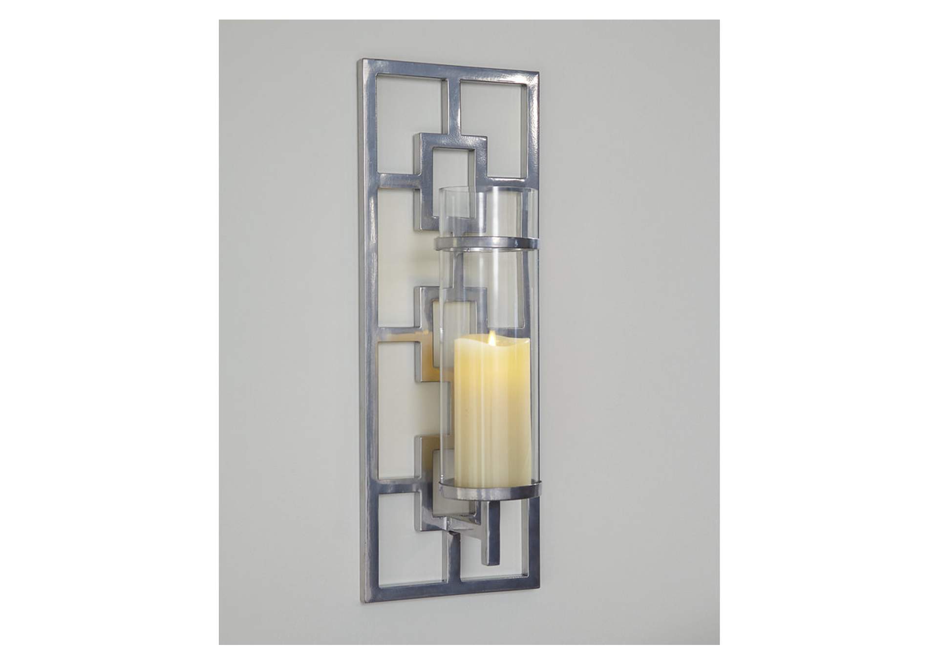 Brede Wall Sconce image 2