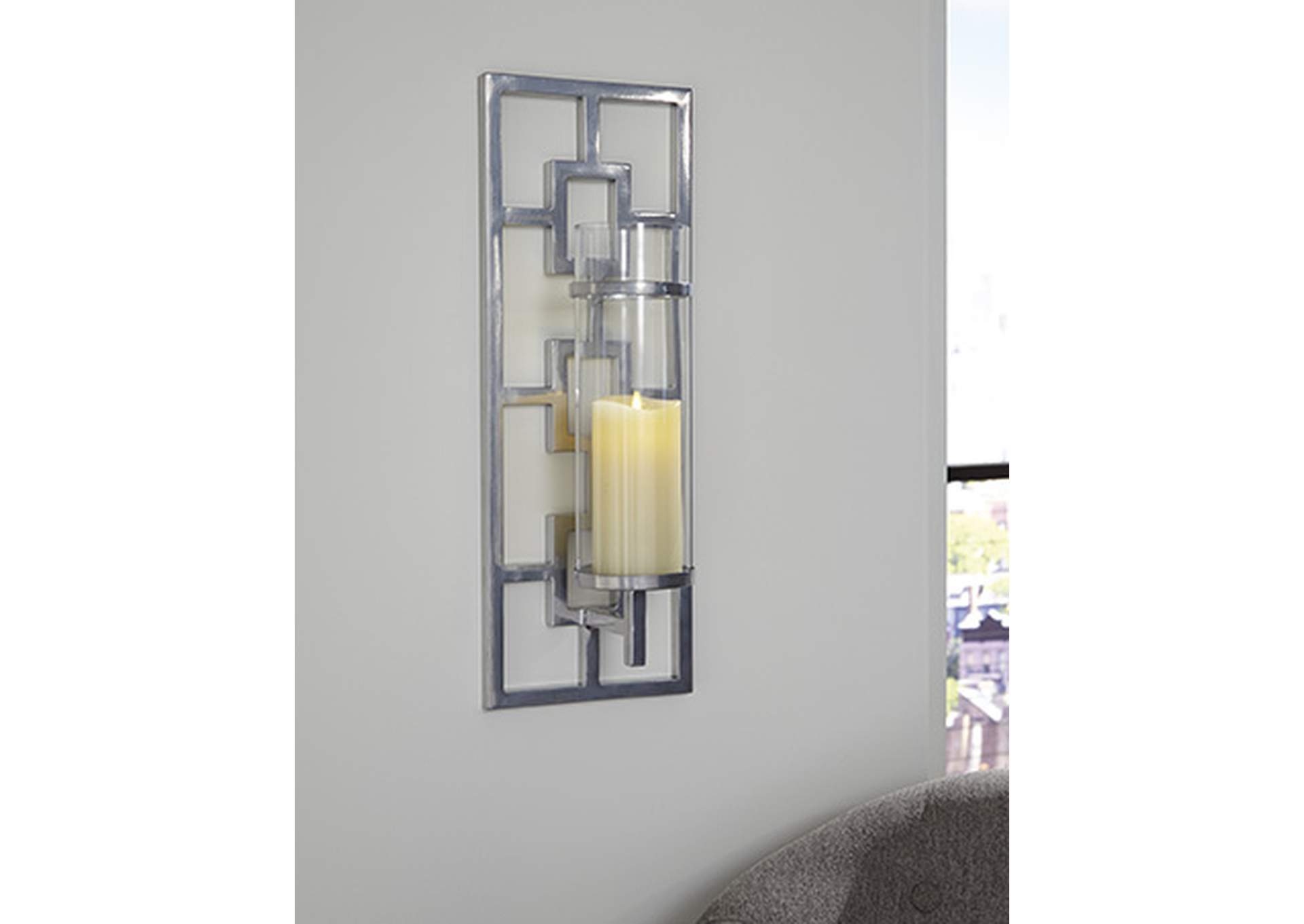 Brede Wall Sconce image 5