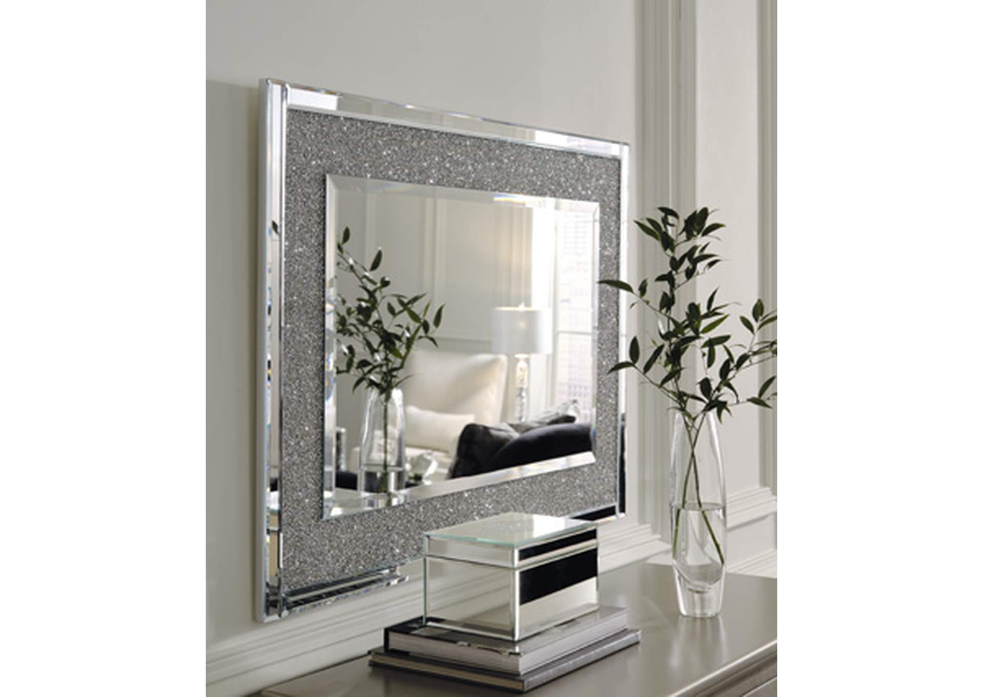 Kingsleigh Accent Mirror
