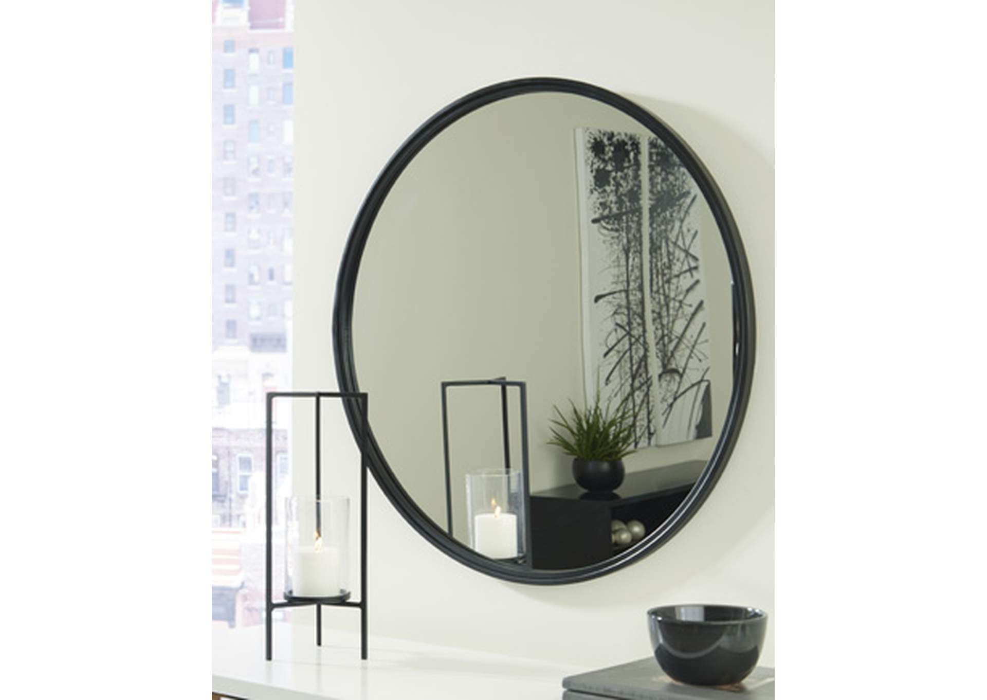 Brocky Accent Mirror image 7