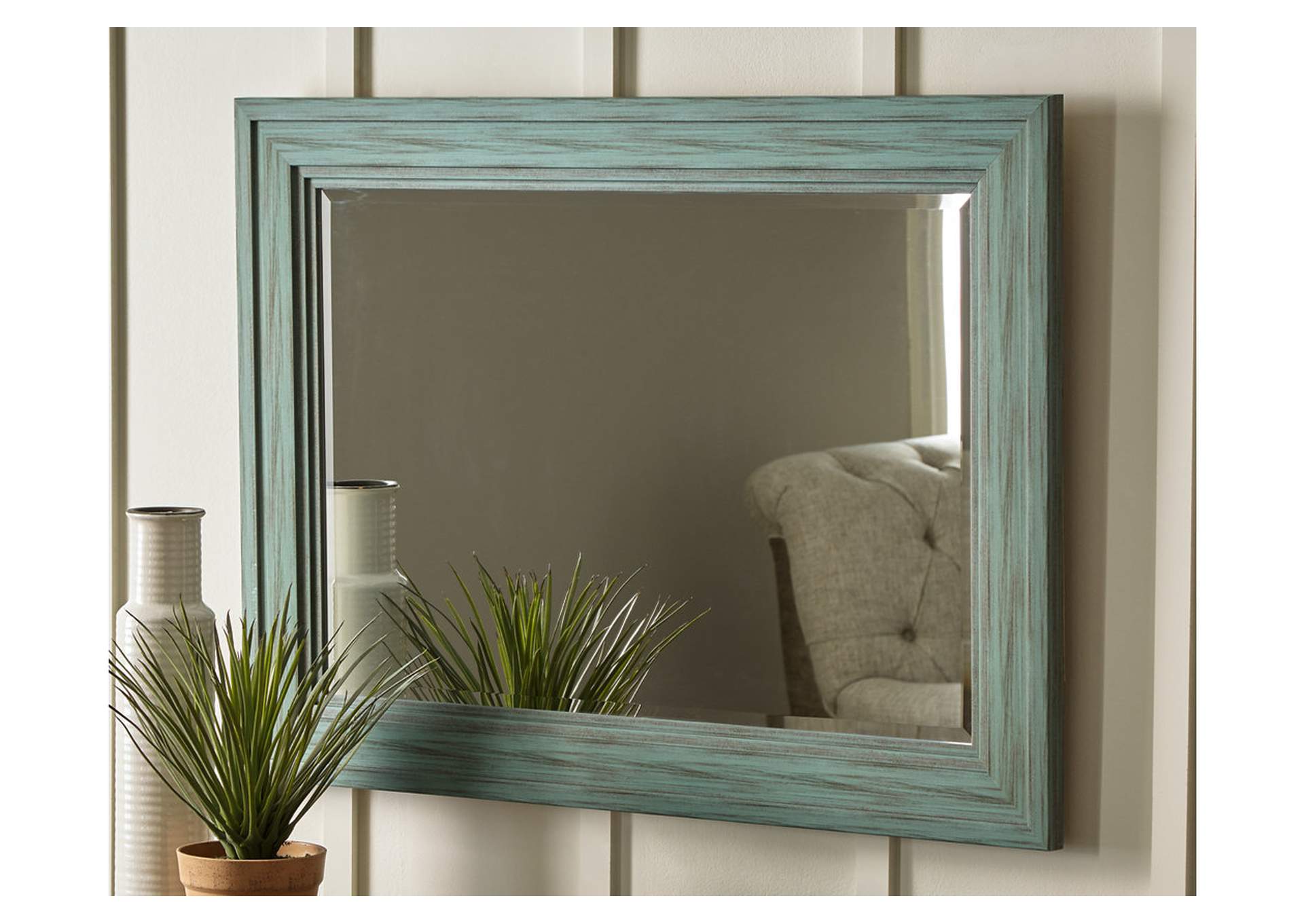 Jacee Accent Mirror image 2