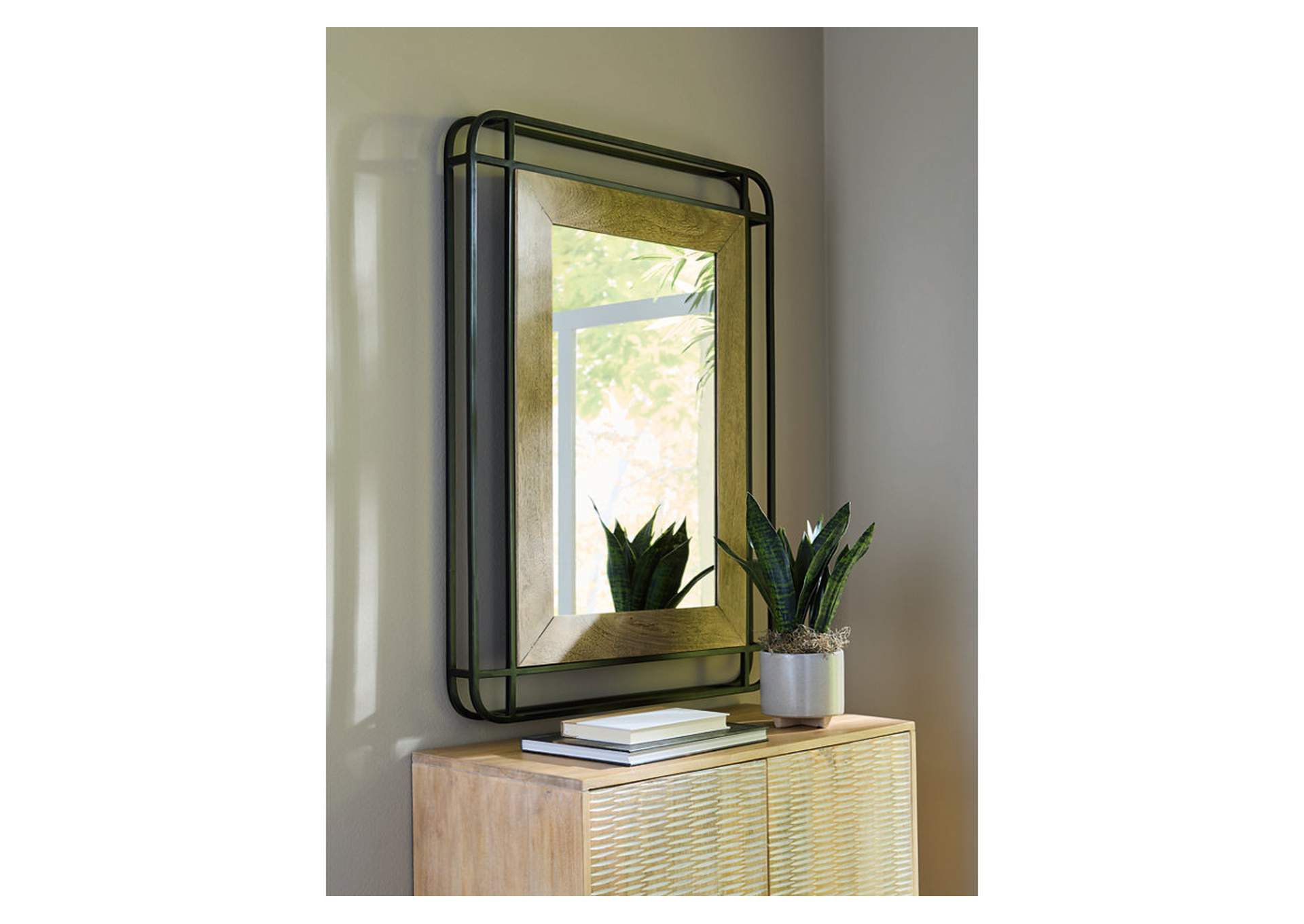 Beelman Accent Mirror image 2