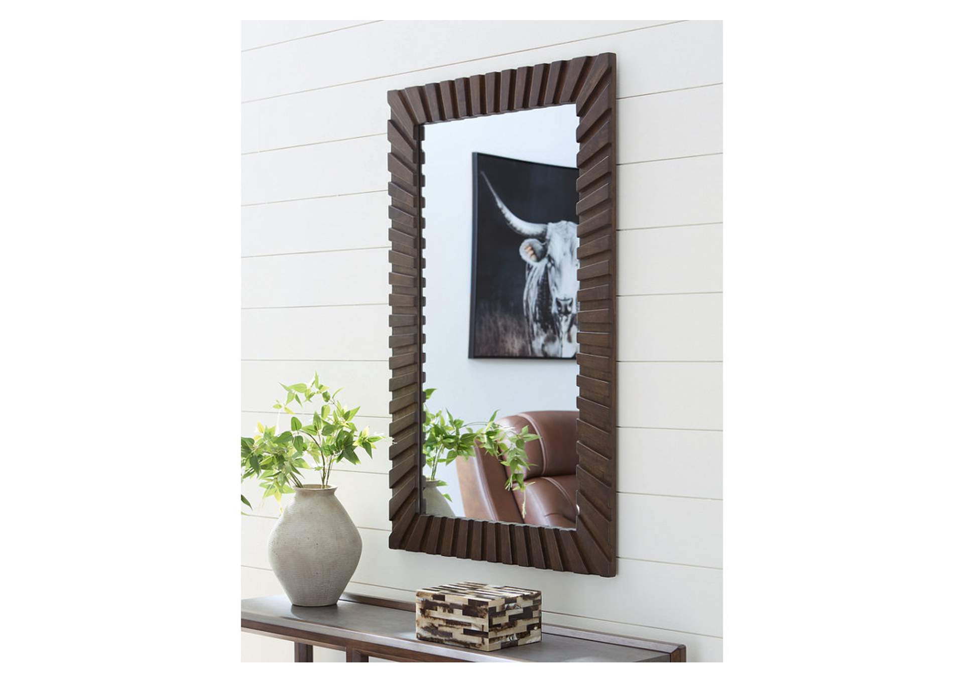 Advin Accent Mirror image 2