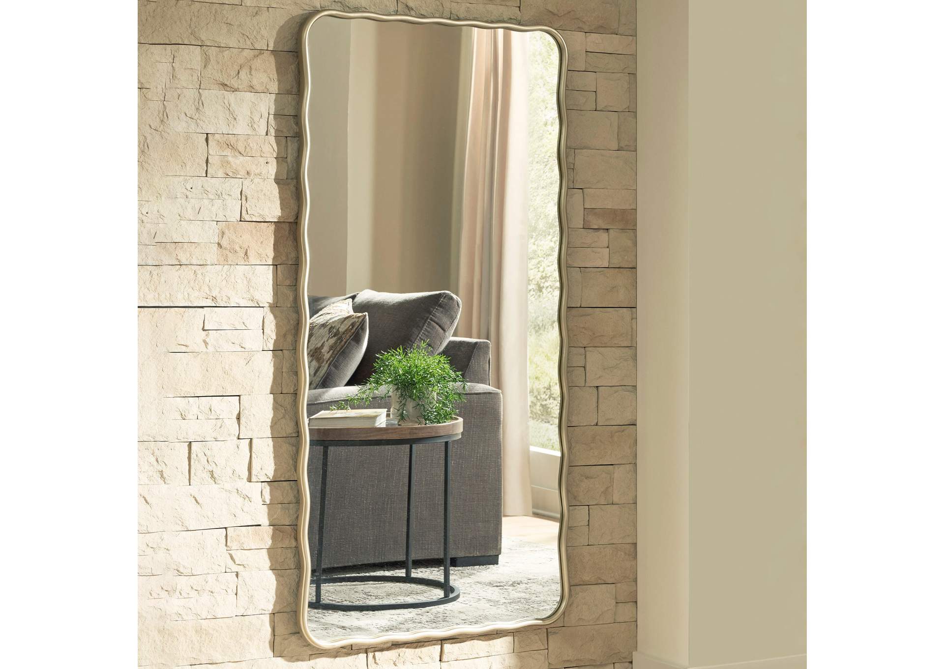 Brenthill Accent Mirror image 2