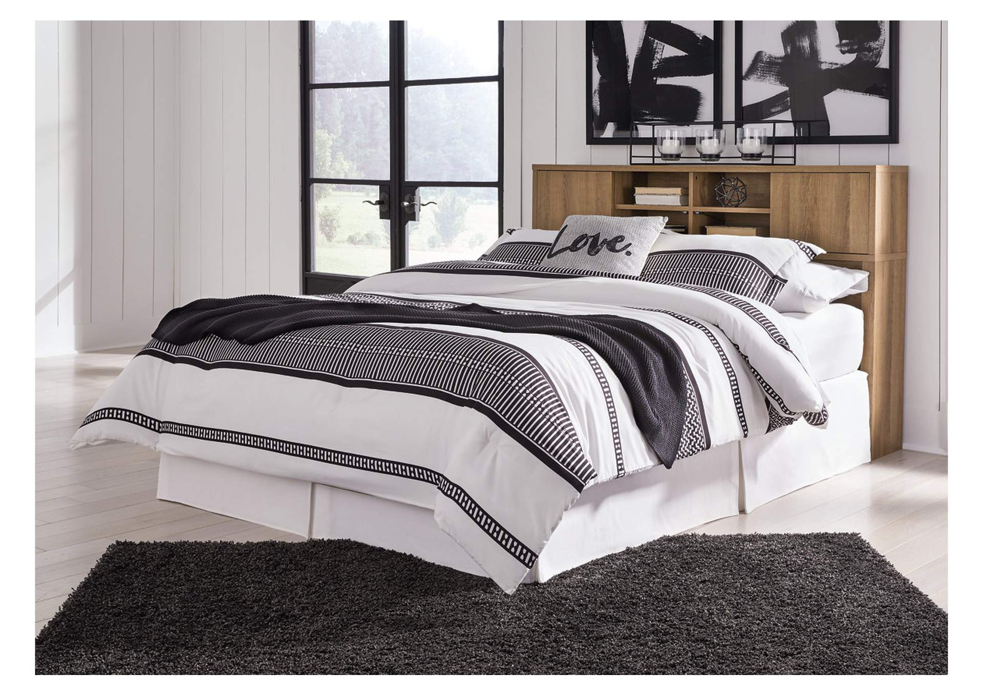 Thadamere Queen Storage Headboard image 9