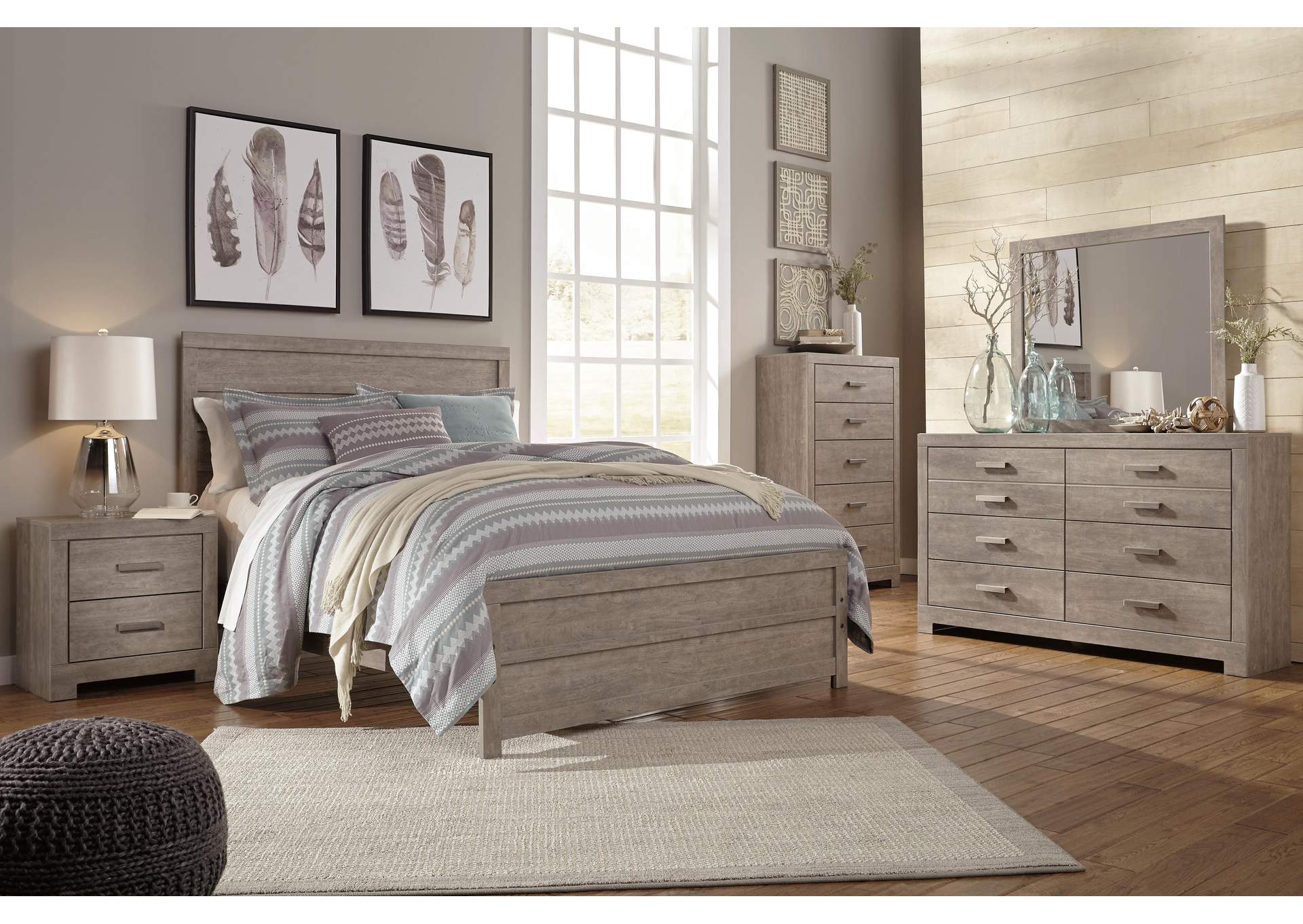Culverbach Queen Panel Bed with Mirrored Dresser and Chest image 3