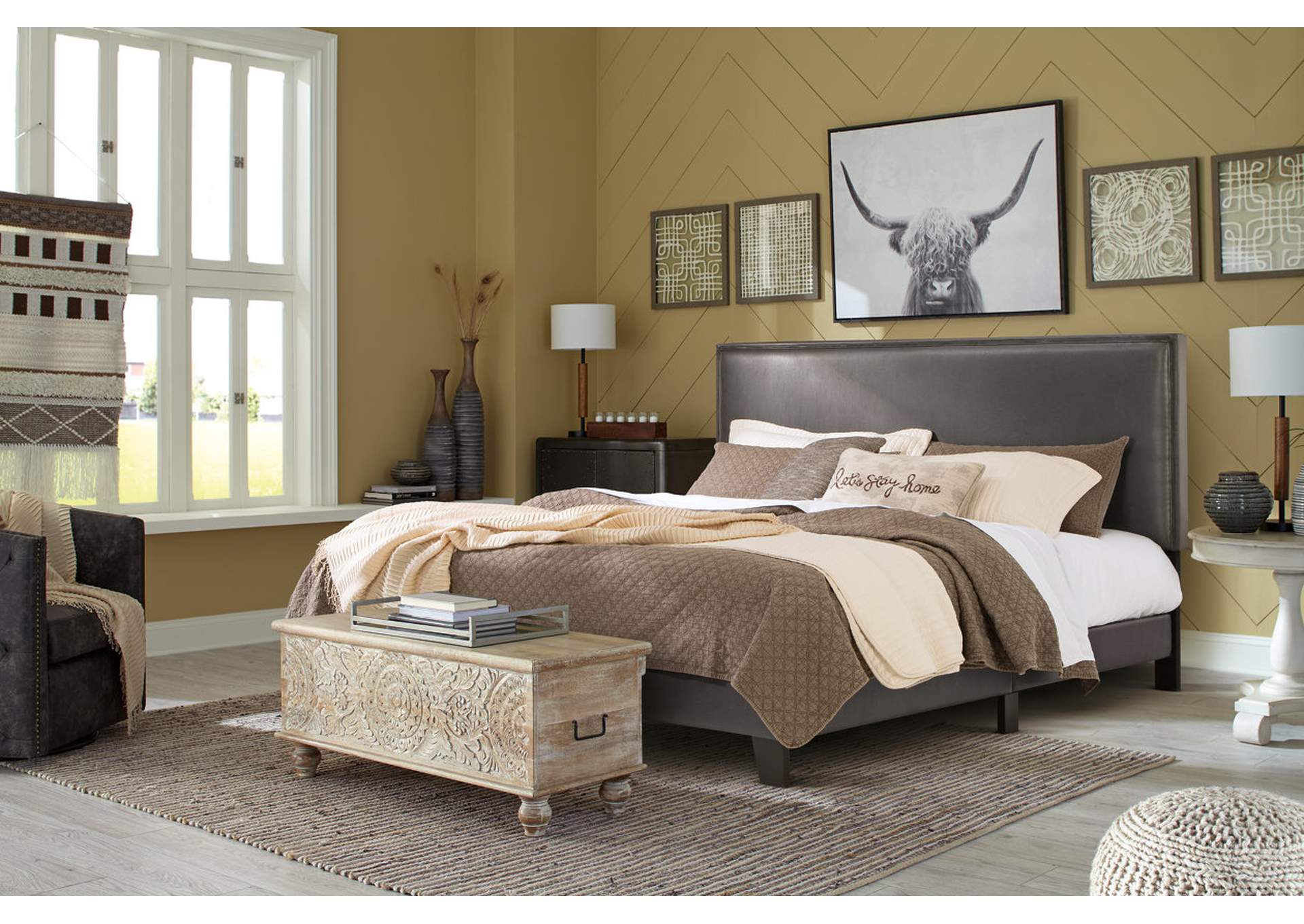 Mesling King Upholstered Bed image 6