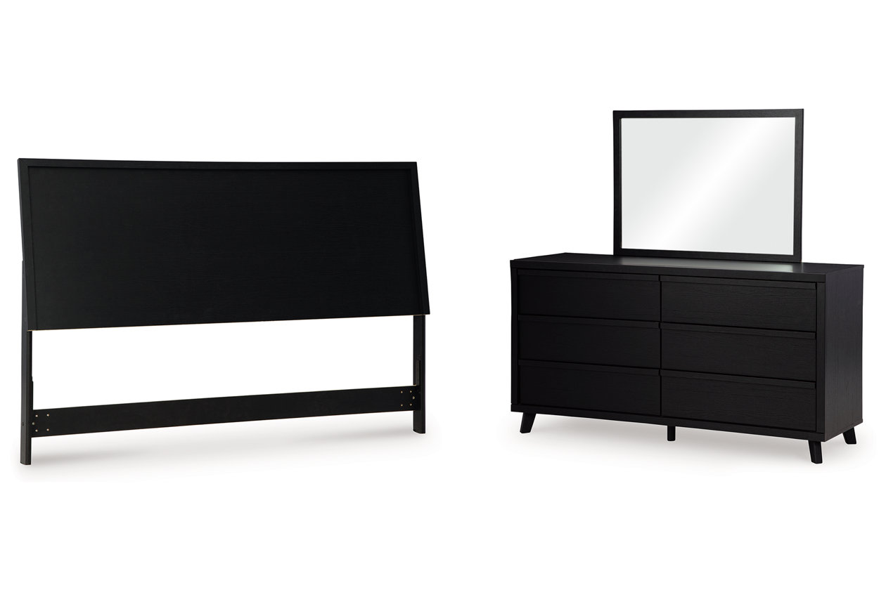 Danziar King Panel Headboard with Mirrored Dresser