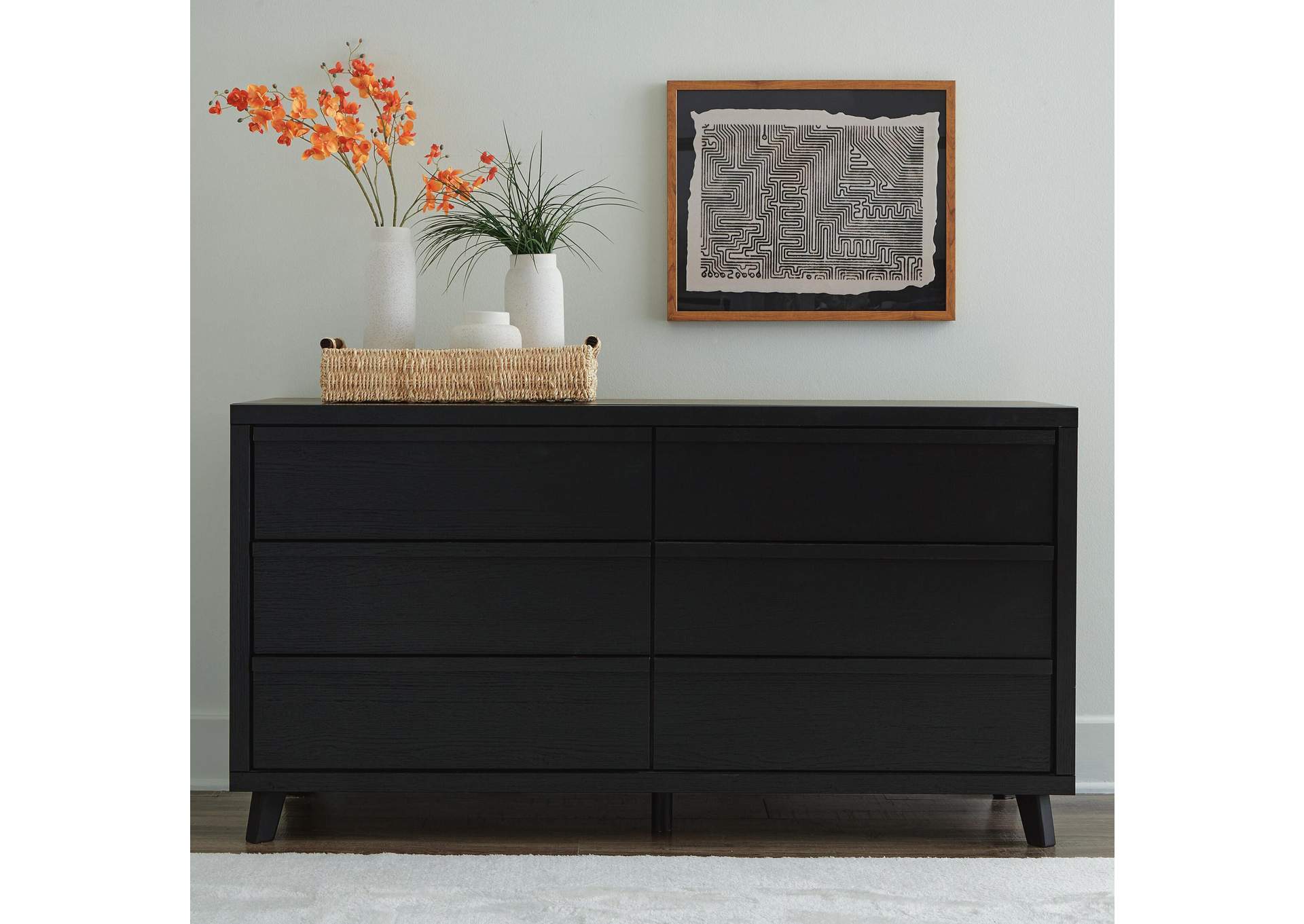 Danziar Dresser image 3